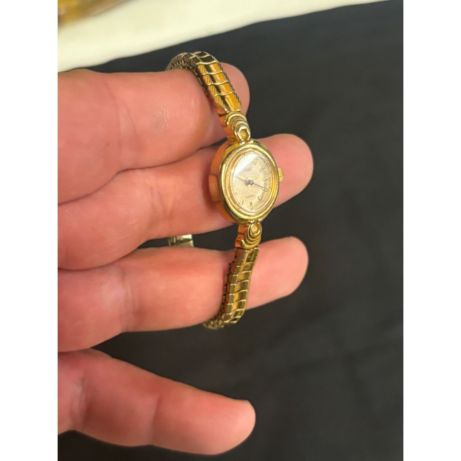 Timex Timex Gold Tone Women’s Watch! New Battery! Size ONE SIZE - 9 Thumbnail