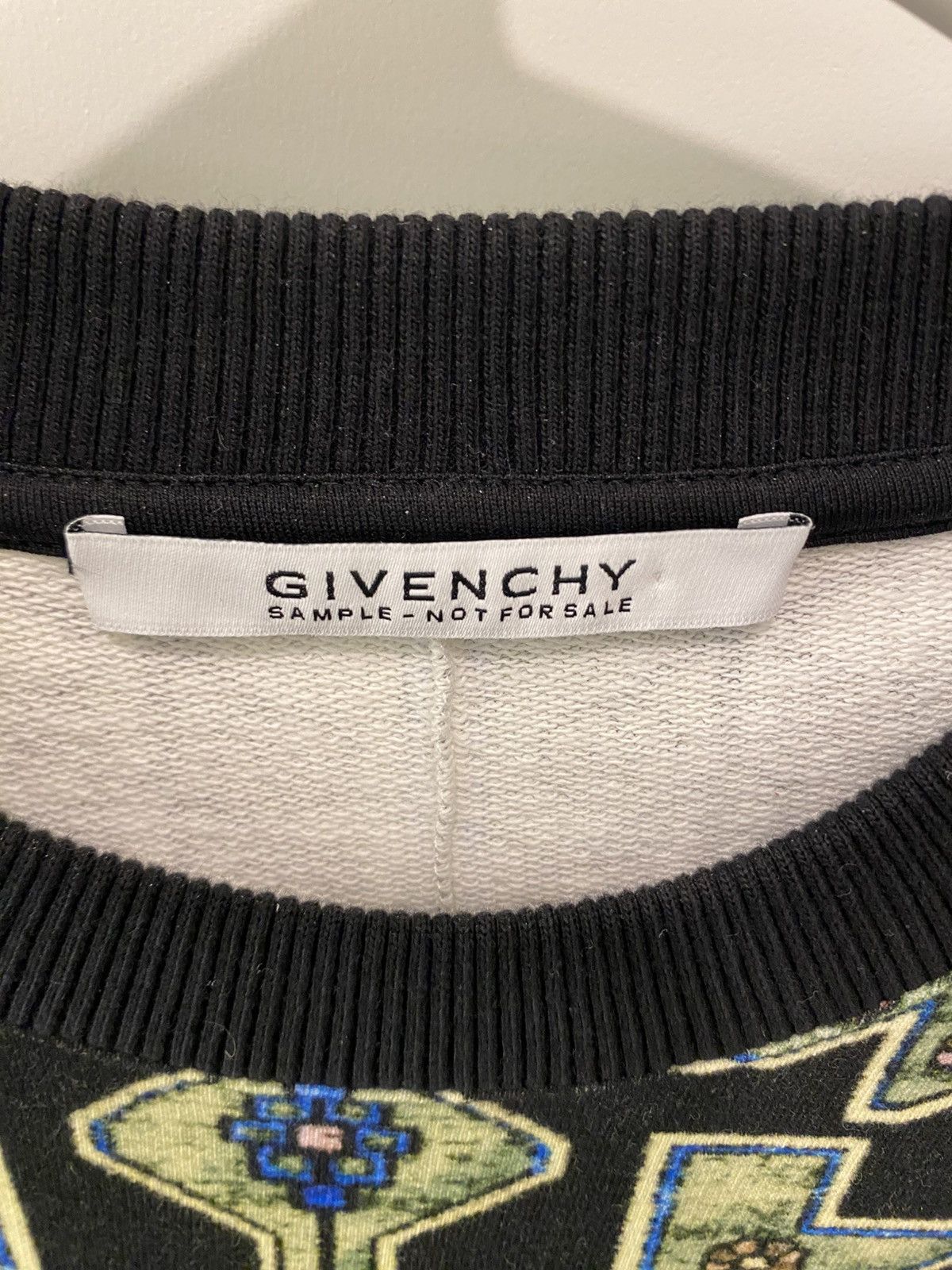 Givenchy Givenchy 1 of 1 Sample Persian Rug Oriental Print Sweater Size US XS / EU 42 / 0 - 3 Thumbnail