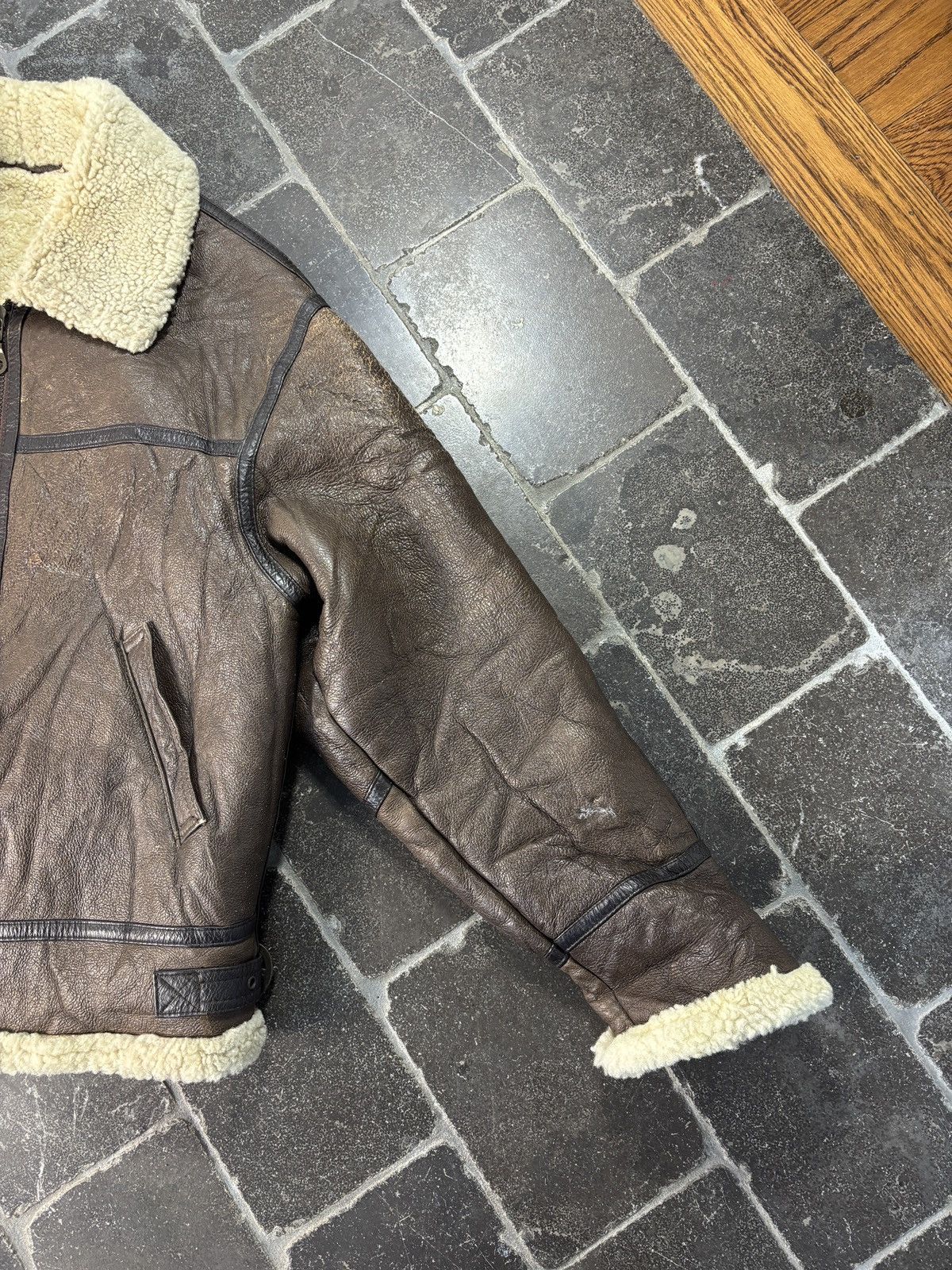 Leather Y2K Shearling Jacket Vintage Bomber Jacket Sheepskin Leather Size US M / EU 48-50 / 2 - 13 Thumbnail