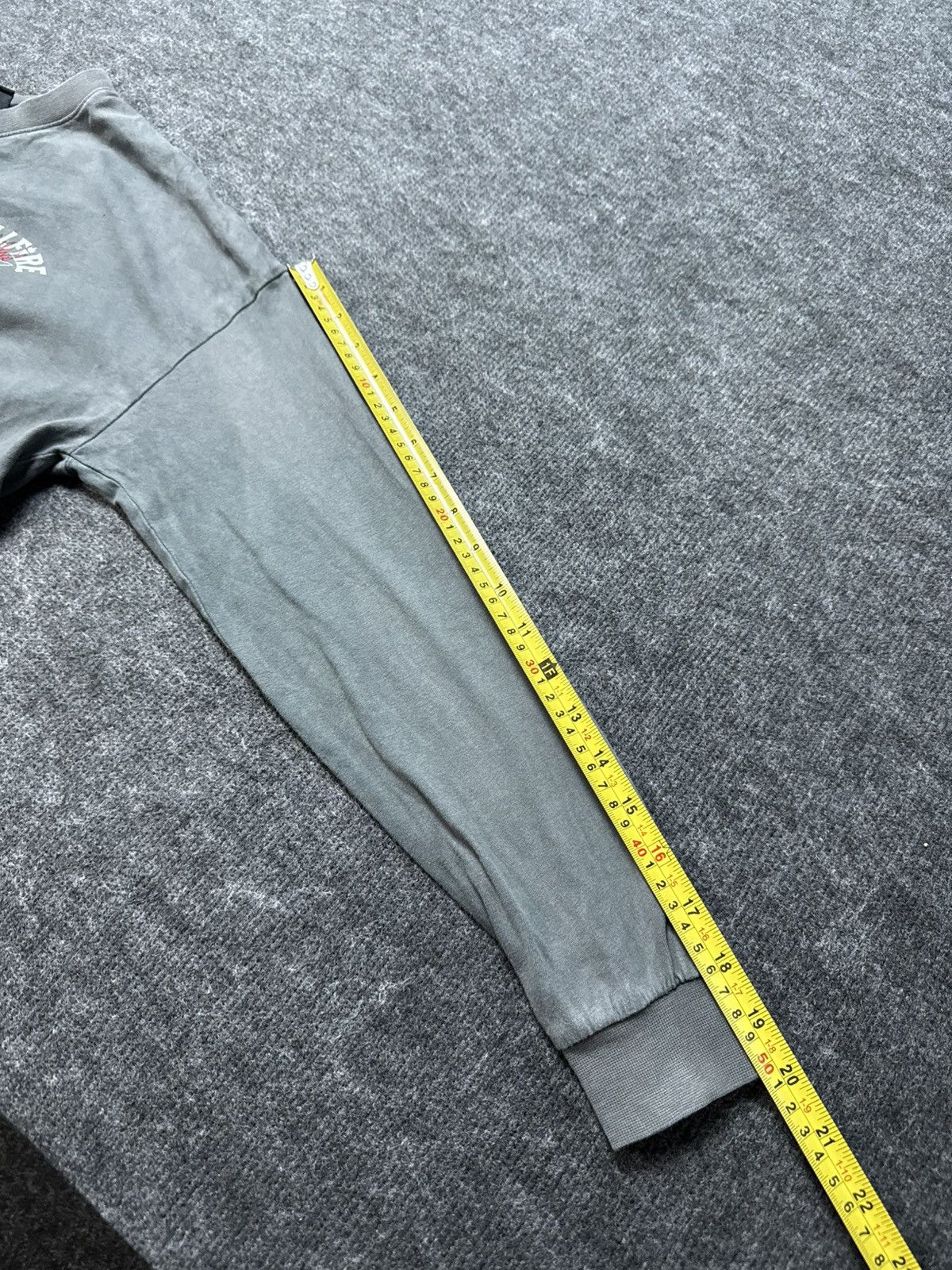 Quiksilver Quiksilver x Stranger Things Hellfire Surf Club Cropped long Size XS / US 0-2 / IT 36-38 - 20 Thumbnail