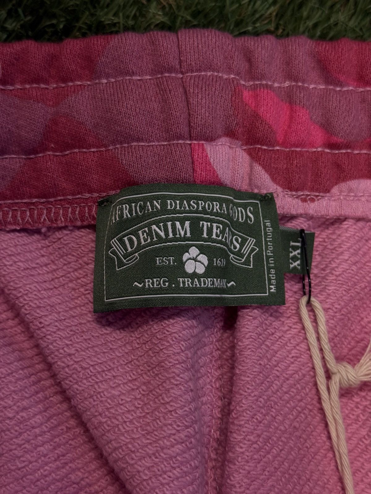 DENIM TEARS Denim Tears Cotton Wreath Pink Camo Sweatpants XXL (NEW) Size US 36 / EU 52 - 7 Thumbnail