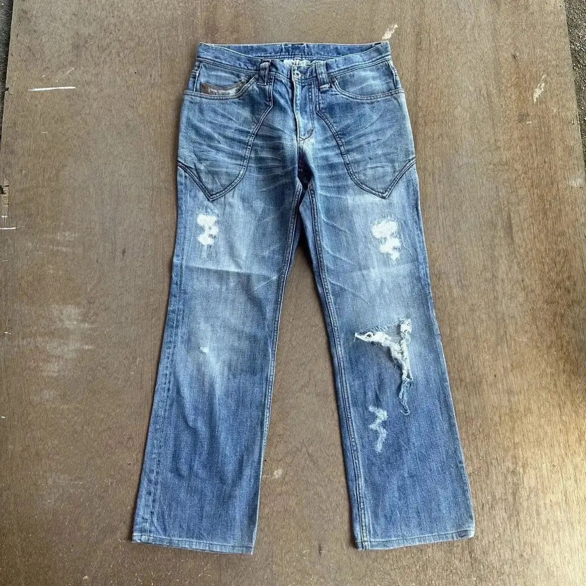HIDEAWAYS GRAILS FLARE/BOOTCUT🔥HIDEAWAYS NICOLE JEAN DISTRESSED DENIM Size US 31 - 2 Thumbnail