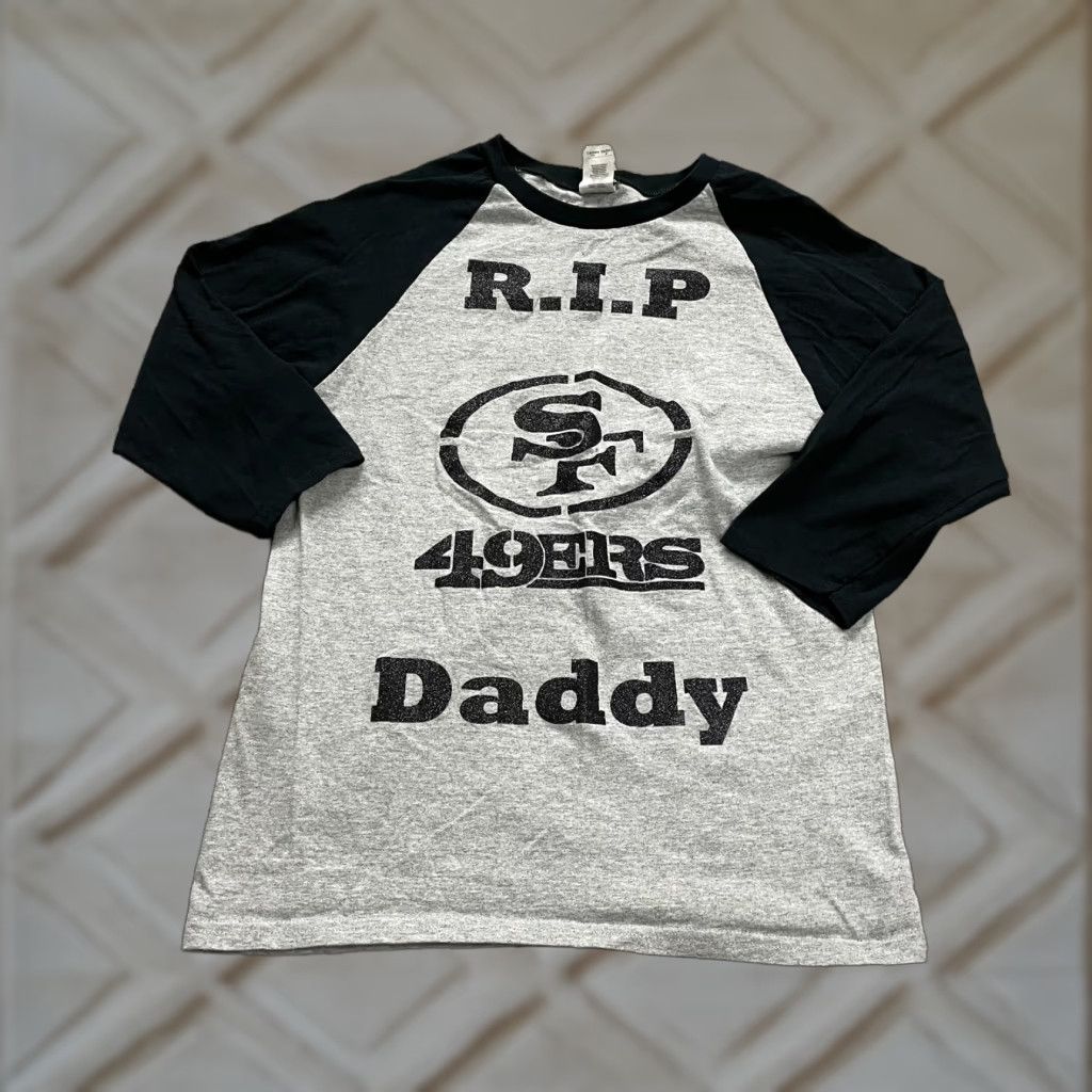 Gildan Gildan T-Shirt Heavy Cotton Graphic Raglan Tee Womens Small Gray Black 49ers NFL Size S / US 4 / IT 40 - 1 Thumbnail