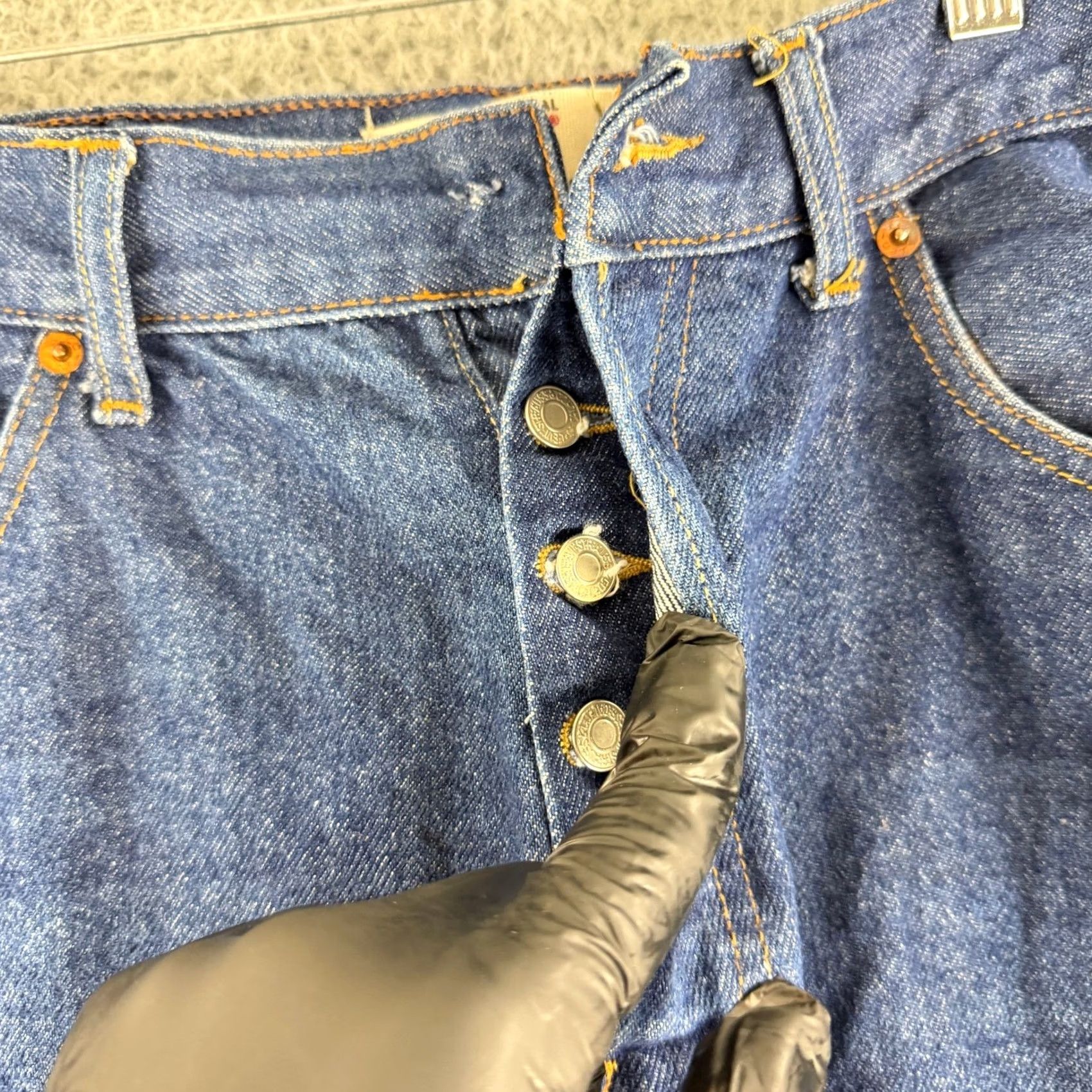 Levi's Levis 501 Jeans Mens 38x30 Blue Straight Button Fly Denim Regular Rise 34 Waist City College Cowboy Vintage Style Size US 38 / EU 54 - 4 Thumbnail