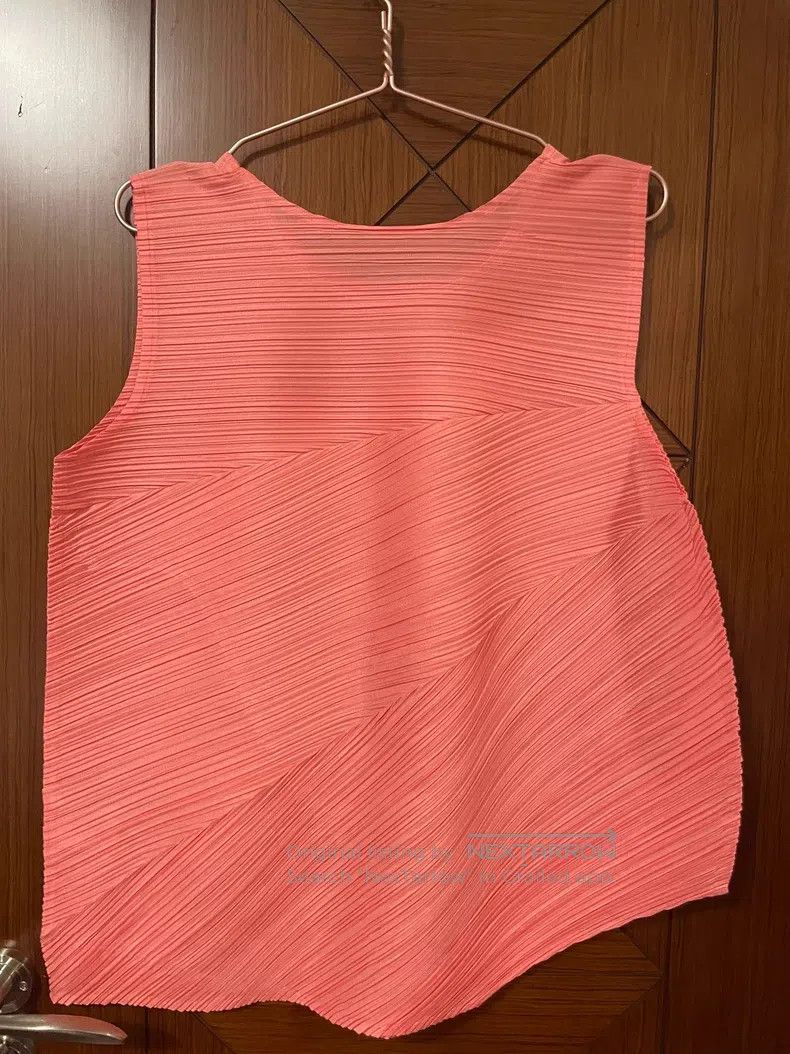 Issey Miyake Issey Miyake Watermelon Red Tank Top Size XXL / US 16-18 / IT 52-54 - 2 Thumbnail