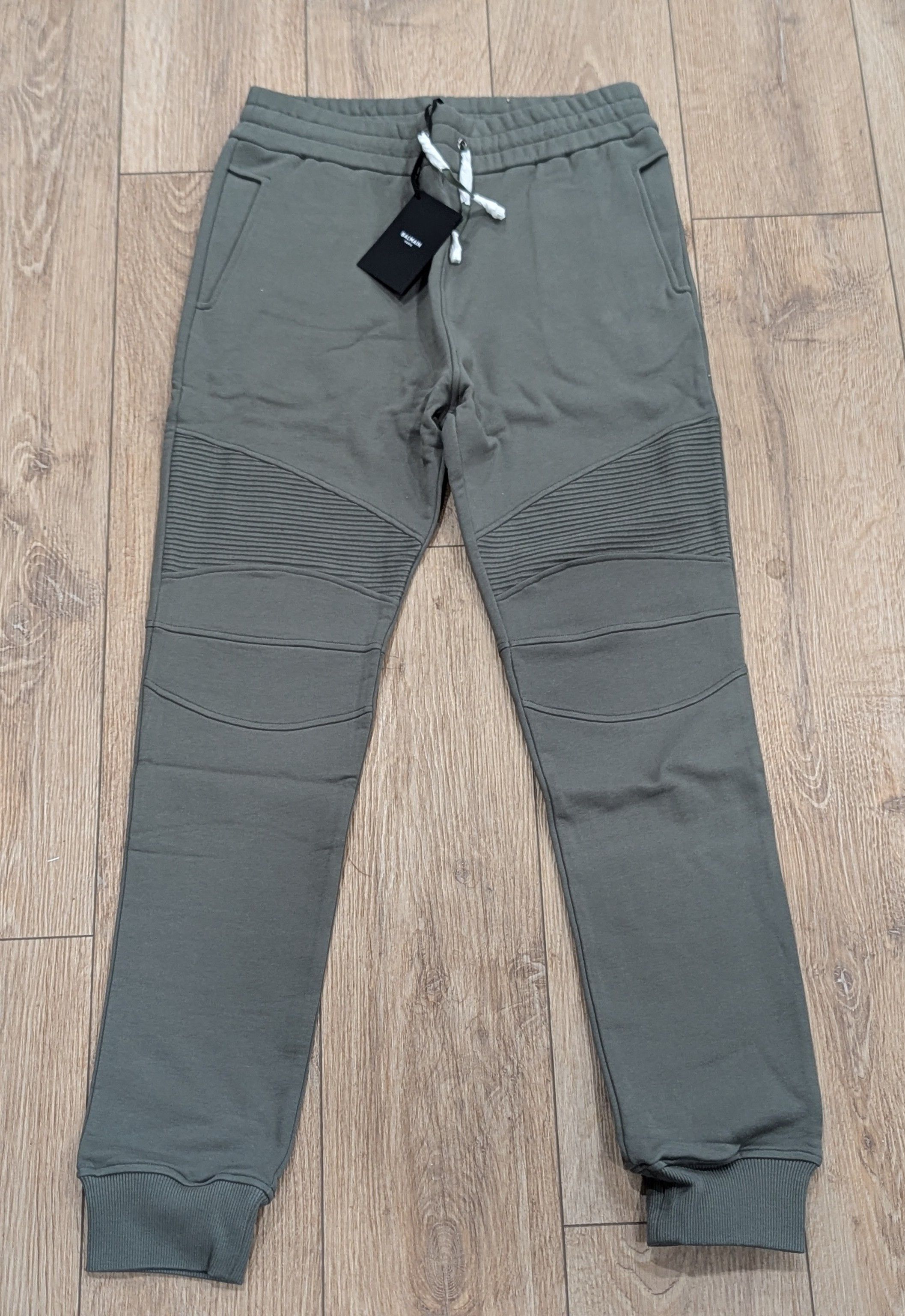 Balmain BALMAIN Flocked Logo Print Jogger Pants Khaki Green XL Size US 36 / EU 52 - 1 Thumbnail