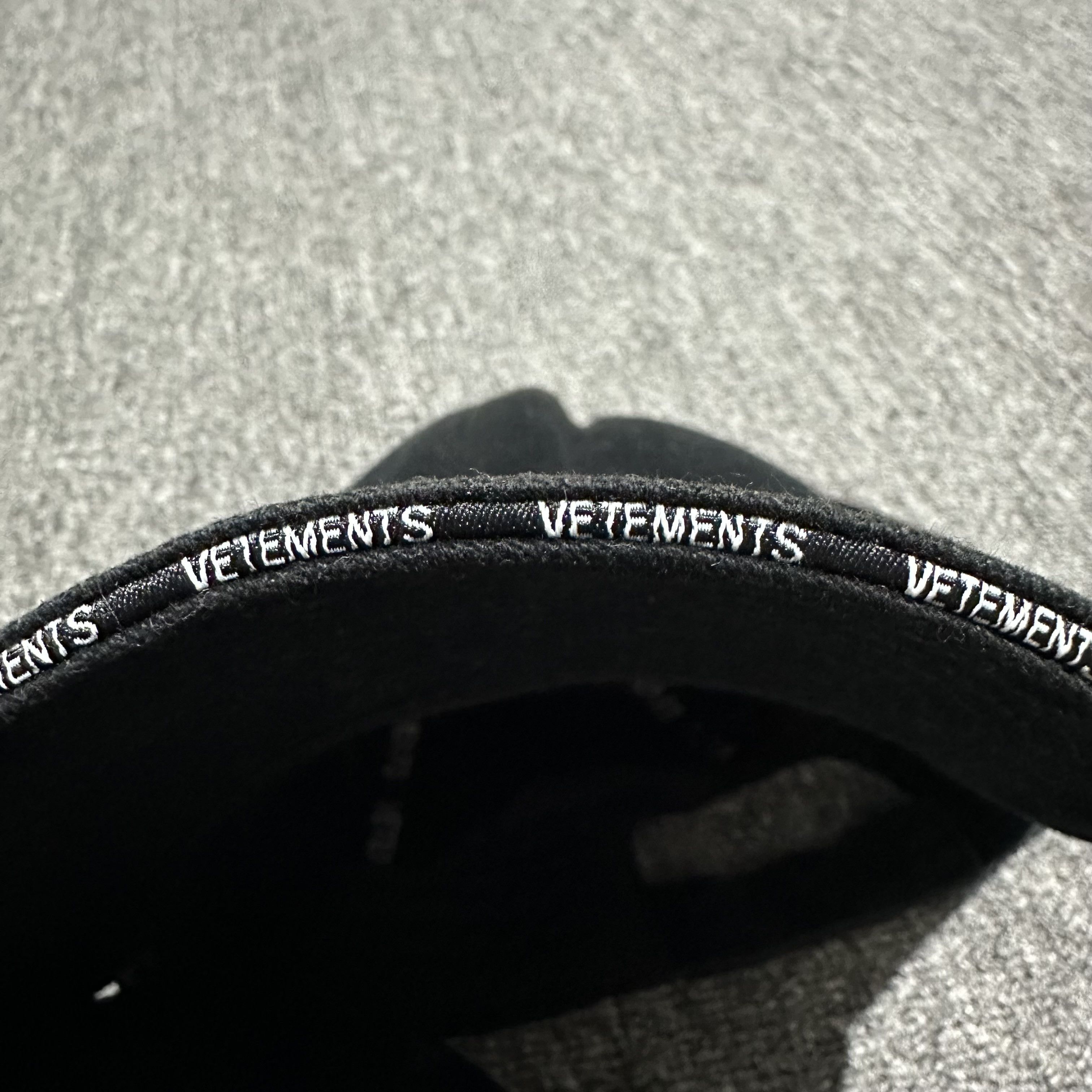 Vetements Vetements SS17 Runway Securite Cap/Hat Size ONE SIZE - 4 Thumbnail