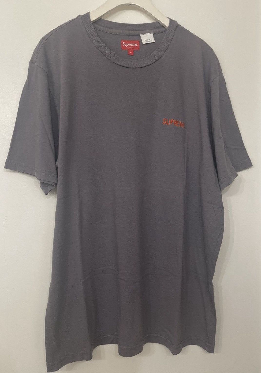 Supreme SUPREME ORANGE STITCH S/S GREY SIZE LARGE Size US L / EU 52-54 / 3 - 1 Thumbnail