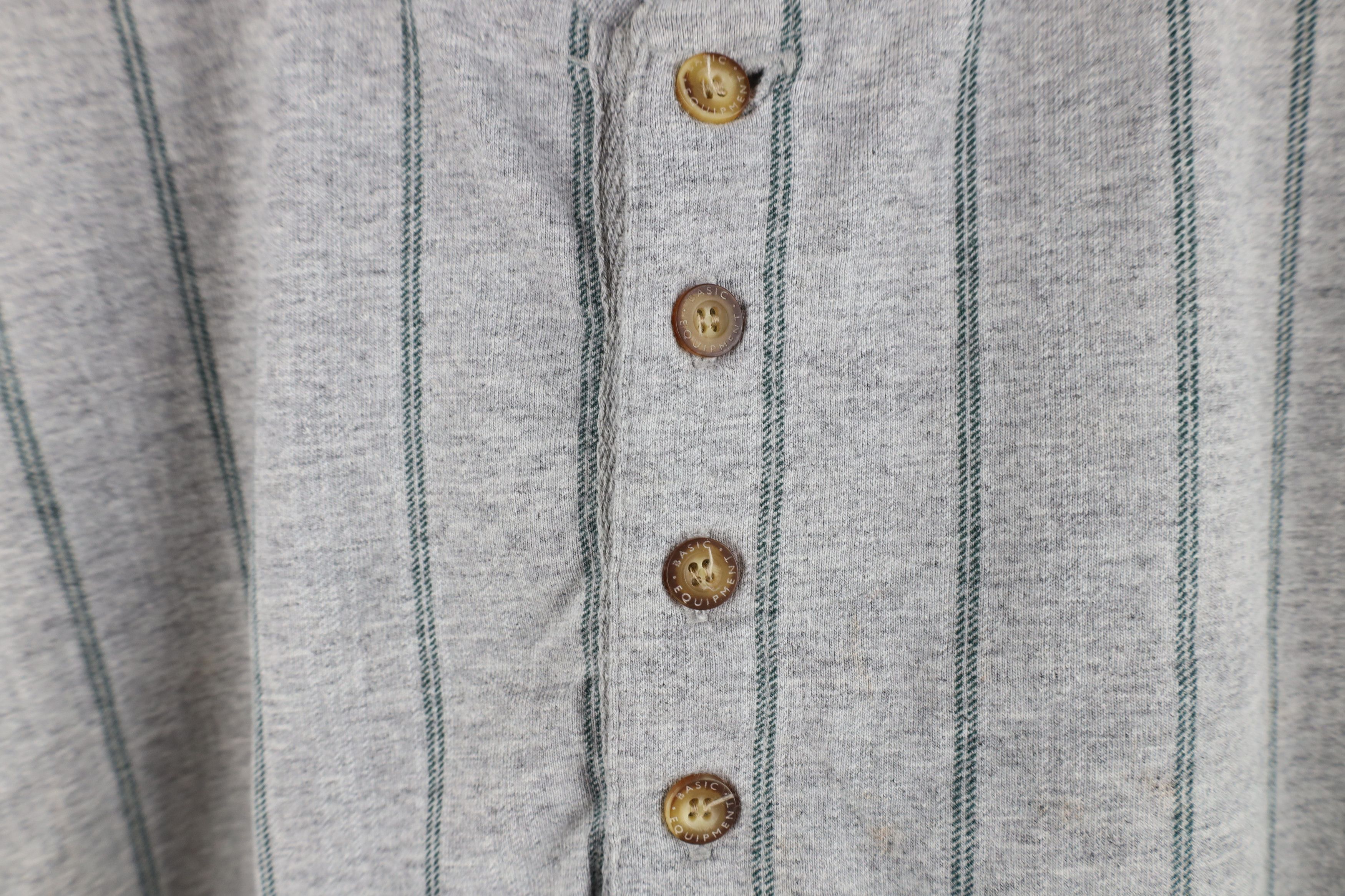 Vintage Vintage 90s Streetwear Short Sleeve Henley T-Shirt Gray Size US XL / EU 56 / 4 - 6 Thumbnail