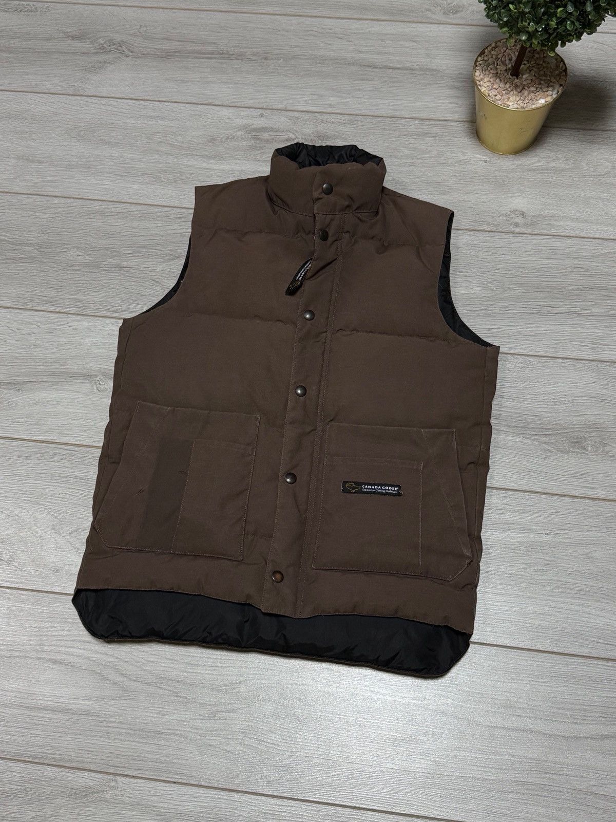 Canada Goose Canada Goose down puffer vintage vest zip Size US S / EU 44-46 / 1 - 2 Thumbnail