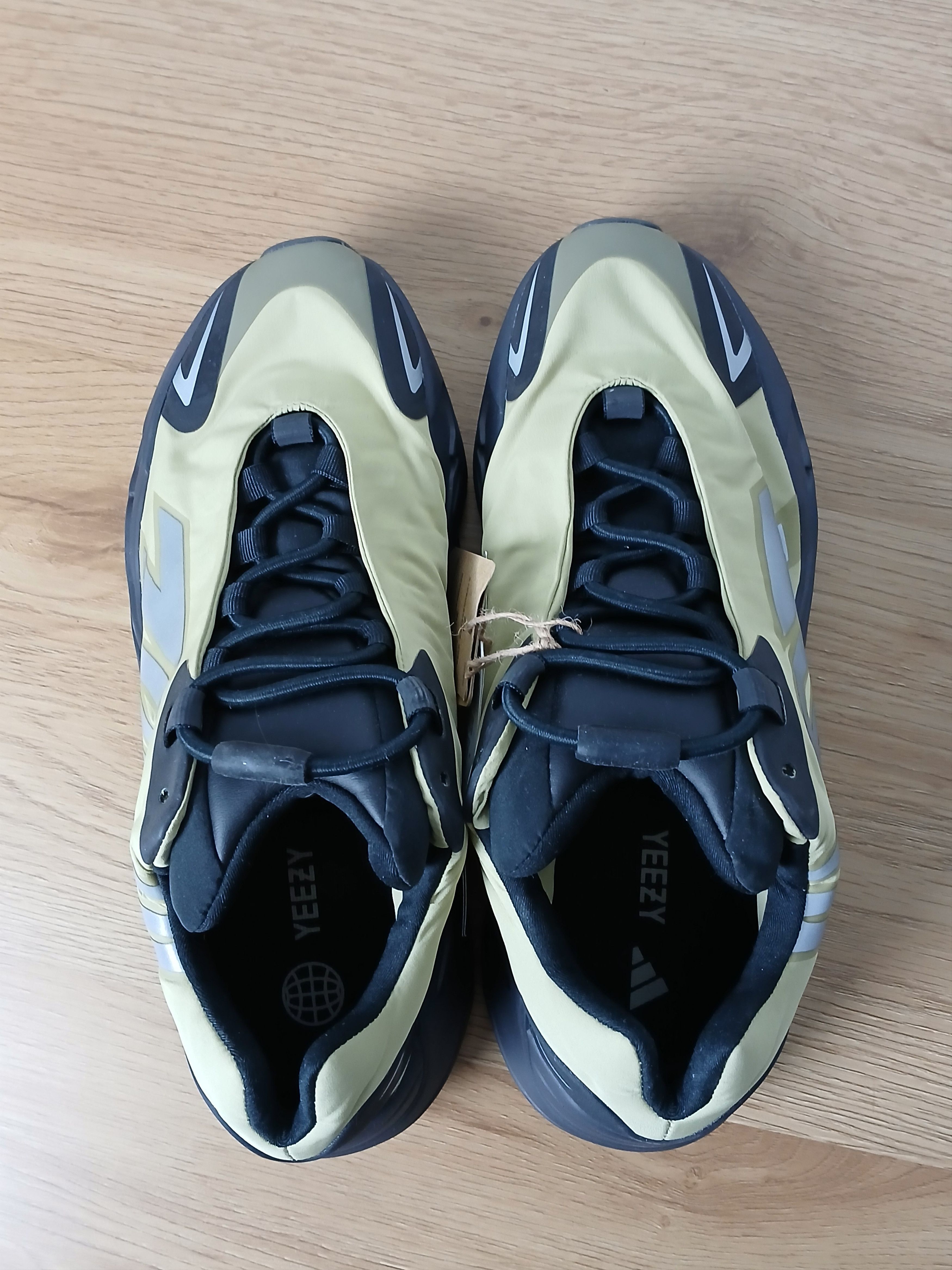 Adidas × Kanye West × Yeezy Adidas Yeezy Boost 700 MNVN Resin Sneakers Size US 9.5 / EU 42-43 - 6 Thumbnail