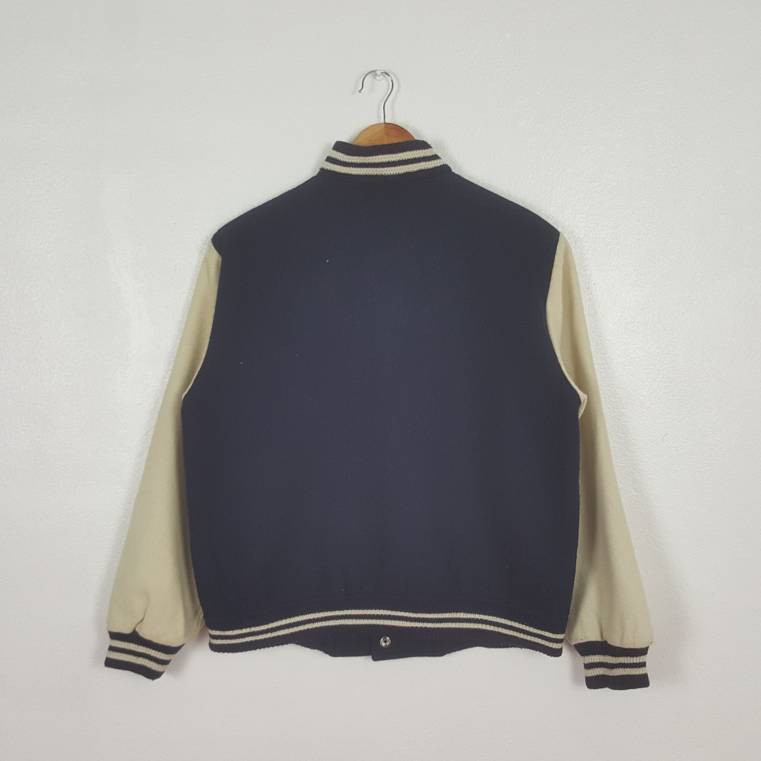 Vintage Vintage Snoopy Peanuts Varsity Jacket C308N28 Size US S / EU 44-46 / 1 - 3 Thumbnail