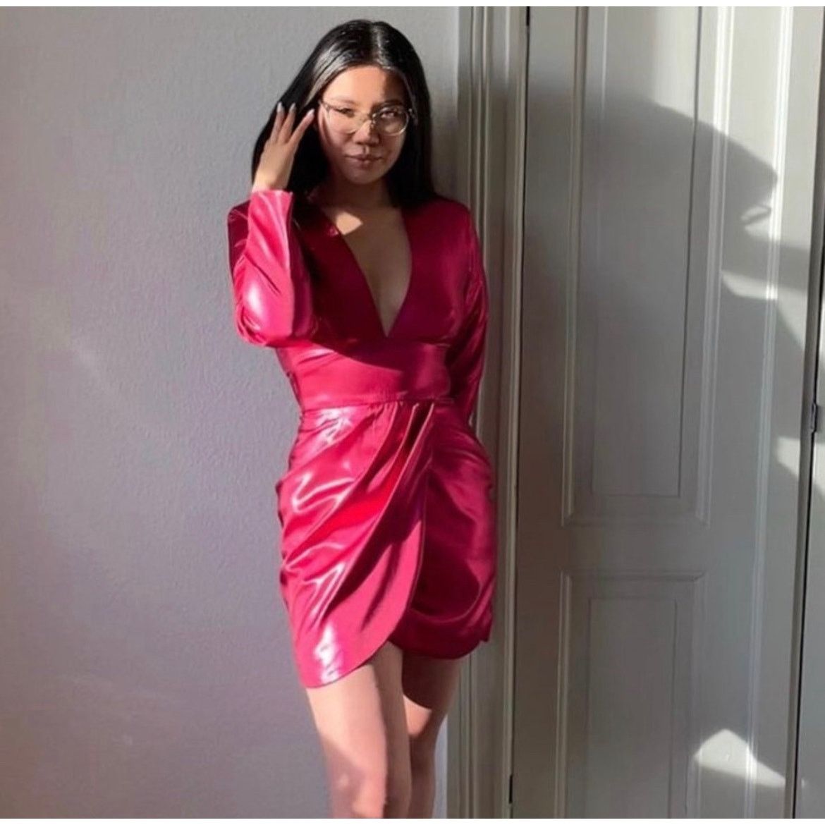Zara ZARA BLOGGER FAVORITE LAMINATED MINI DRESS FUCHSIA Size M / US 6-8 / IT 42-44 - 4 Thumbnail