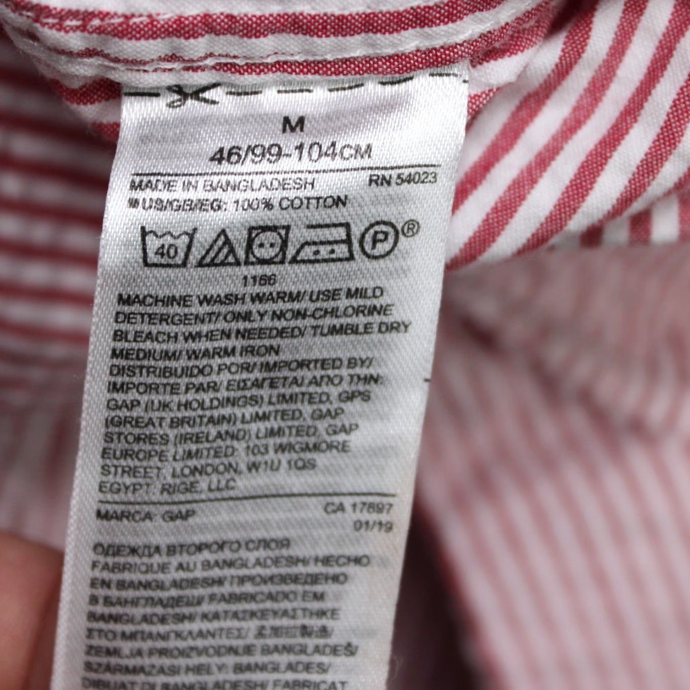 Gap GAP Shirt Mens Medium Red/White Striped Seersucker 100% Cotton Short Sleeve Size US M / EU 48-50 / 2 - 7 Thumbnail