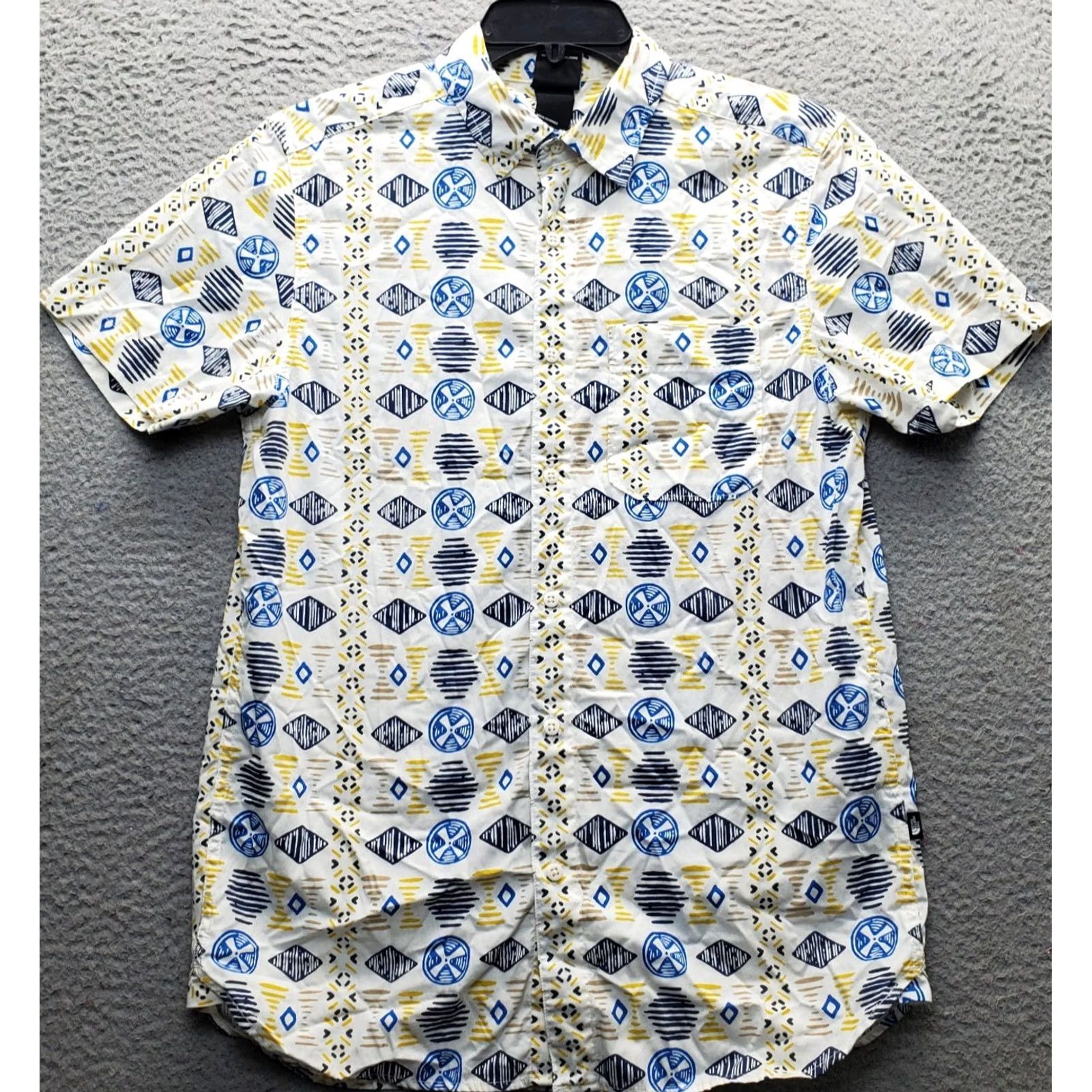 The North Face The North Face Mens Shirt Geometric Short Sleeve Collared Button Up M Multicolor Size US M / EU 48-50 / 2 - 2 Thumbnail