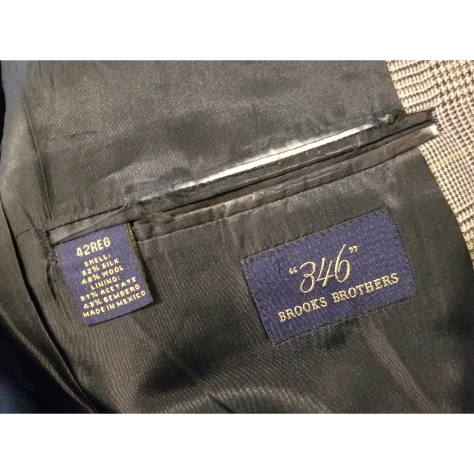 Brooks Brothers VINTAGE Brooks Brothers Silk Wool 3-in-1 Jacket Blazer Mens 42R Gray Silk Wool Lining Wool 3-in-1 Jacket Brooks Brothers Blazer Mens 42R Gray Size 42R - 7 Thumbnail
