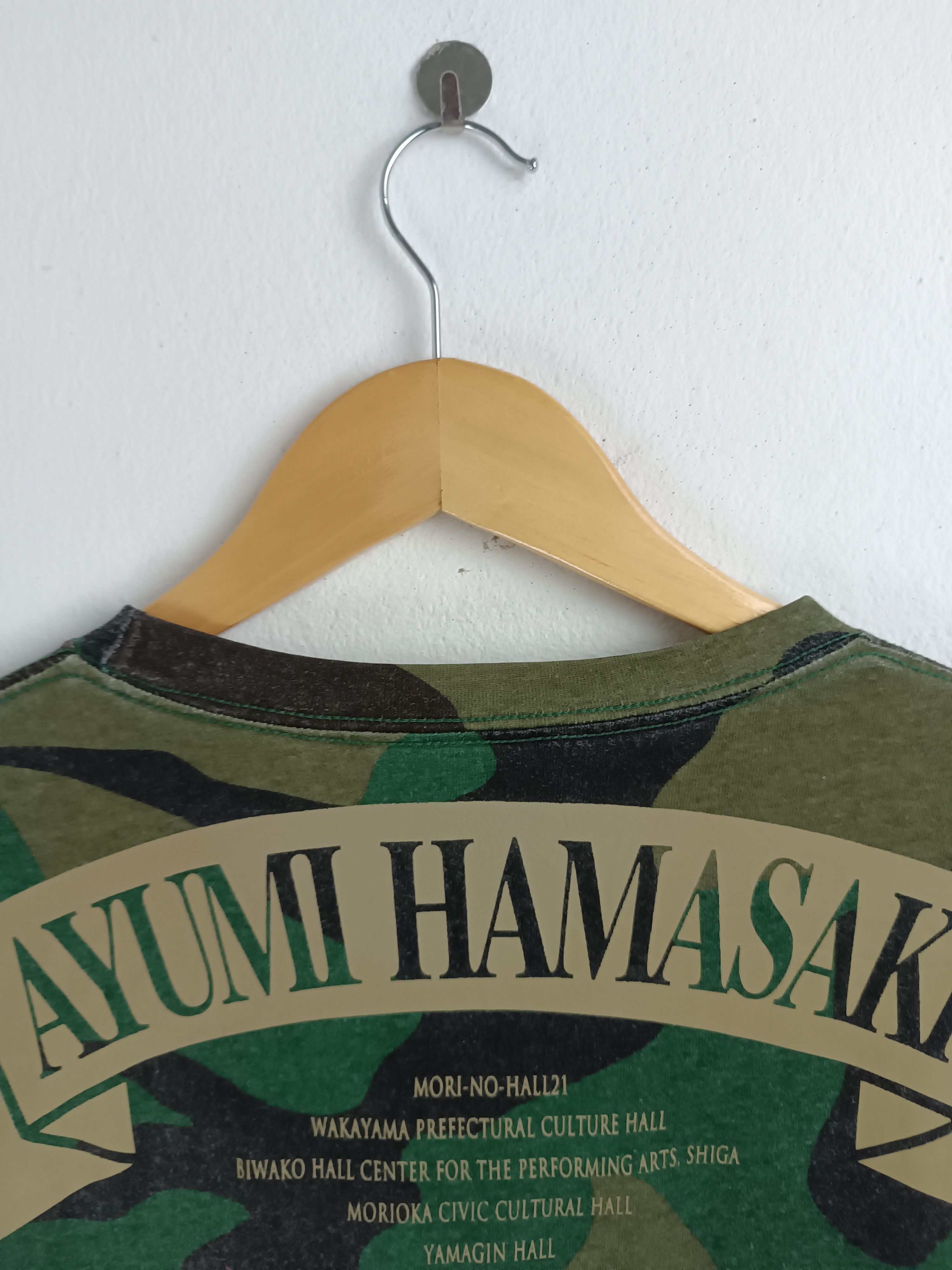 Band Tees VINTAGE 2018 AYUMI HAMASAKI TROUBLE TOUR CAMO TEE VERY RARE Size US XL / EU 56 / 4 - 13 Thumbnail