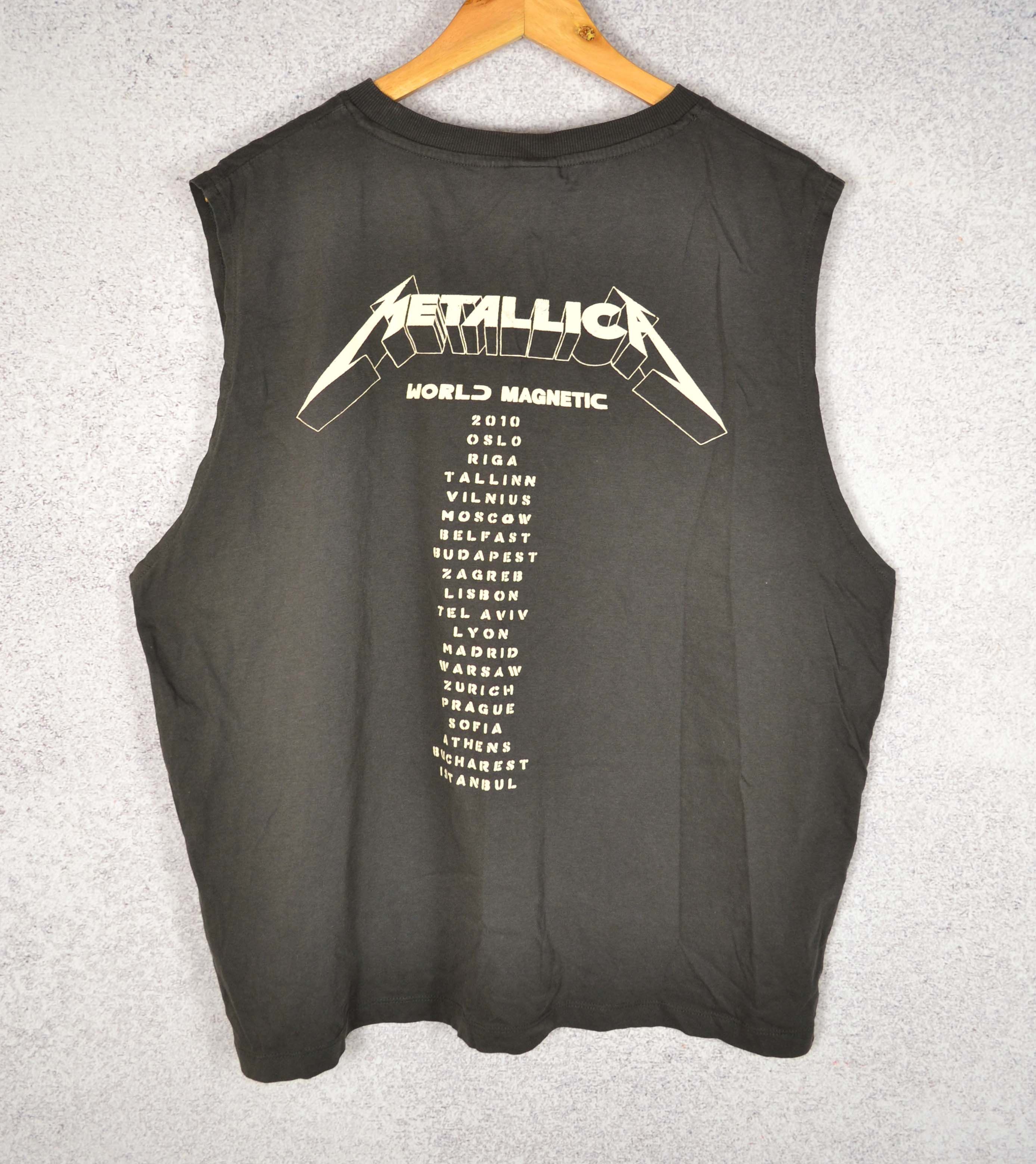Band Tees × Metallica Metallica Death World Magnetic Tour 2011 Band Tees Tank Top Size XL / US 12-14 / IT 48-50 - 3 Thumbnail