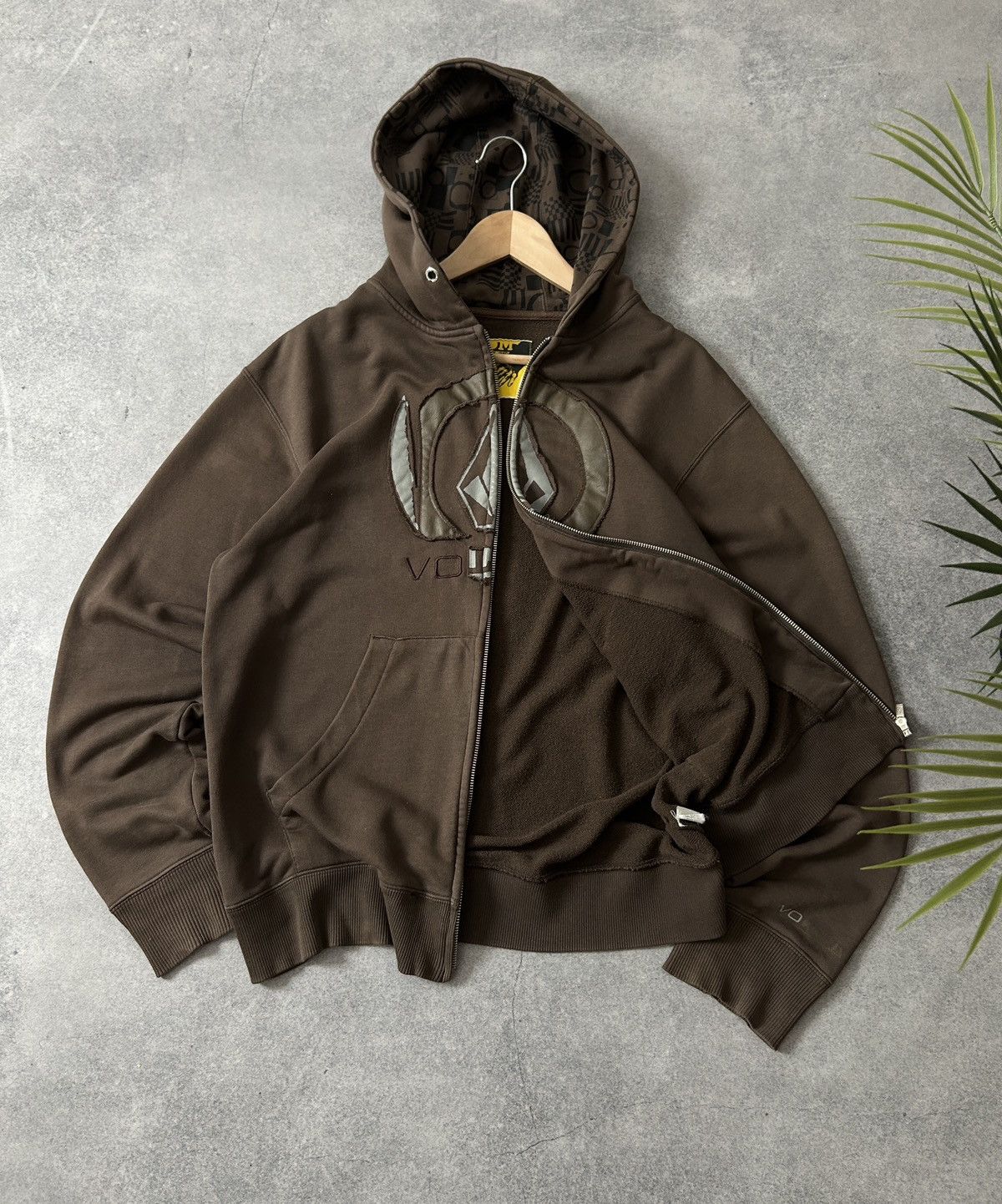 Volcom Vintage Volcom Brown Distressed zip-hoodies y2k style Size US L / EU 52-54 / 3 - 2 Thumbnail