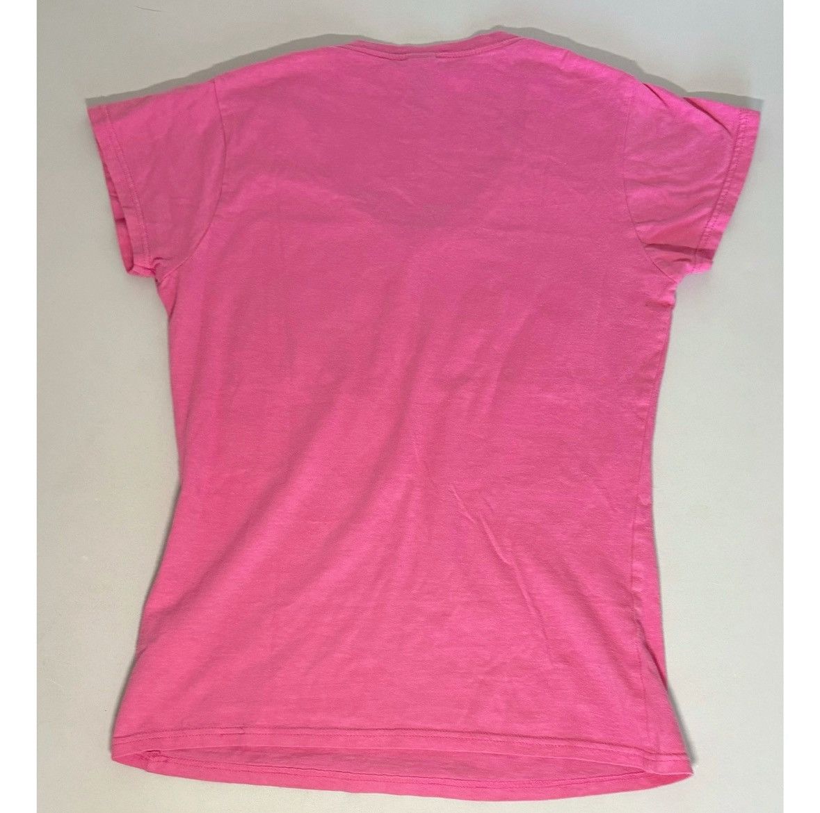 Gildan Pink ‘Brazil’ Flag V-Neck T-Shirt Top Blouse Tee Size S 🇧🇷✨ Size S / US 4 / IT 40 - 3 Thumbnail