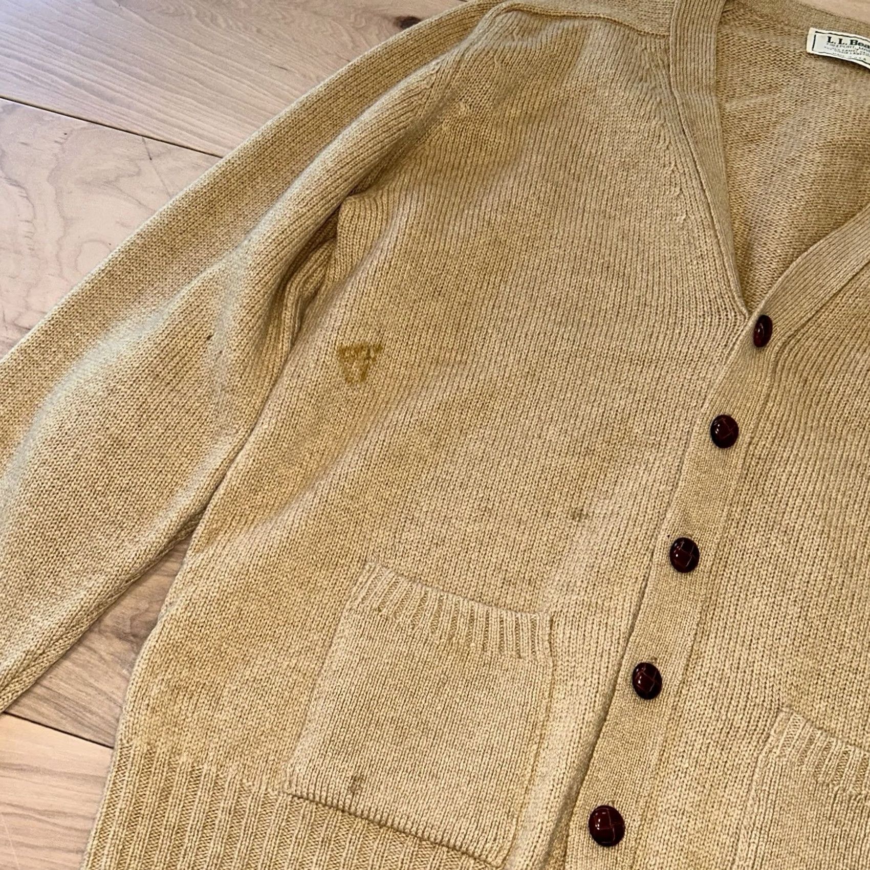 Vintage VINTAGE L.L. Bean Cardigan Sweater Men Large Beige Camel Hair Wool V-Neck Button Pockets Elbow Patches All Seasons Lightweight Size US L / EU 52-54 / 3 - 2 Thumbnail