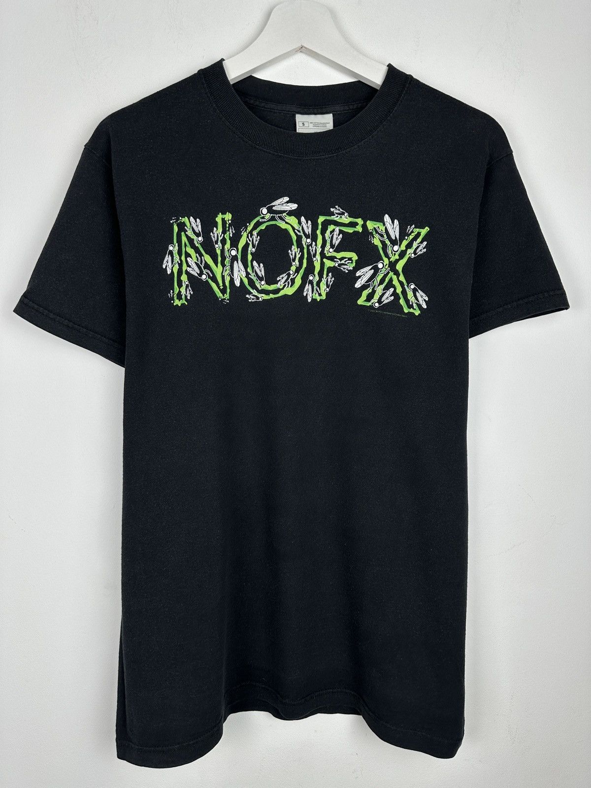 Band Tees Vintage NOFX Flies Logo Punk Rock Band Graphic T Shirt Tee Size US S / EU 44-46 / 1 - 1 Thumbnail