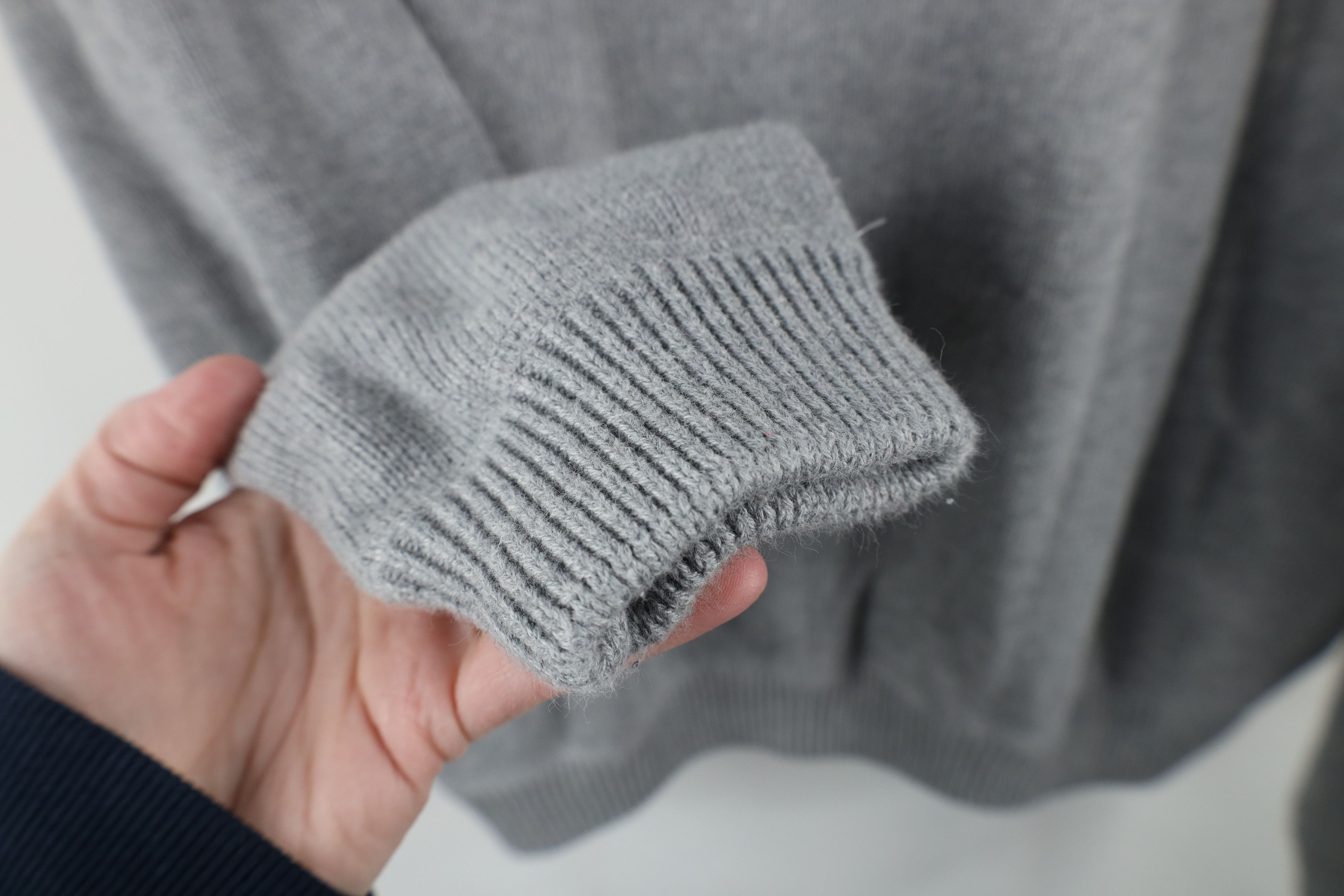 Eddie Bauer × Vintage Vintage 90s Eddie Bauer Cotton Knit Crewneck Sweater Gray Size US L / EU 52-54 / 3 - 5 Thumbnail