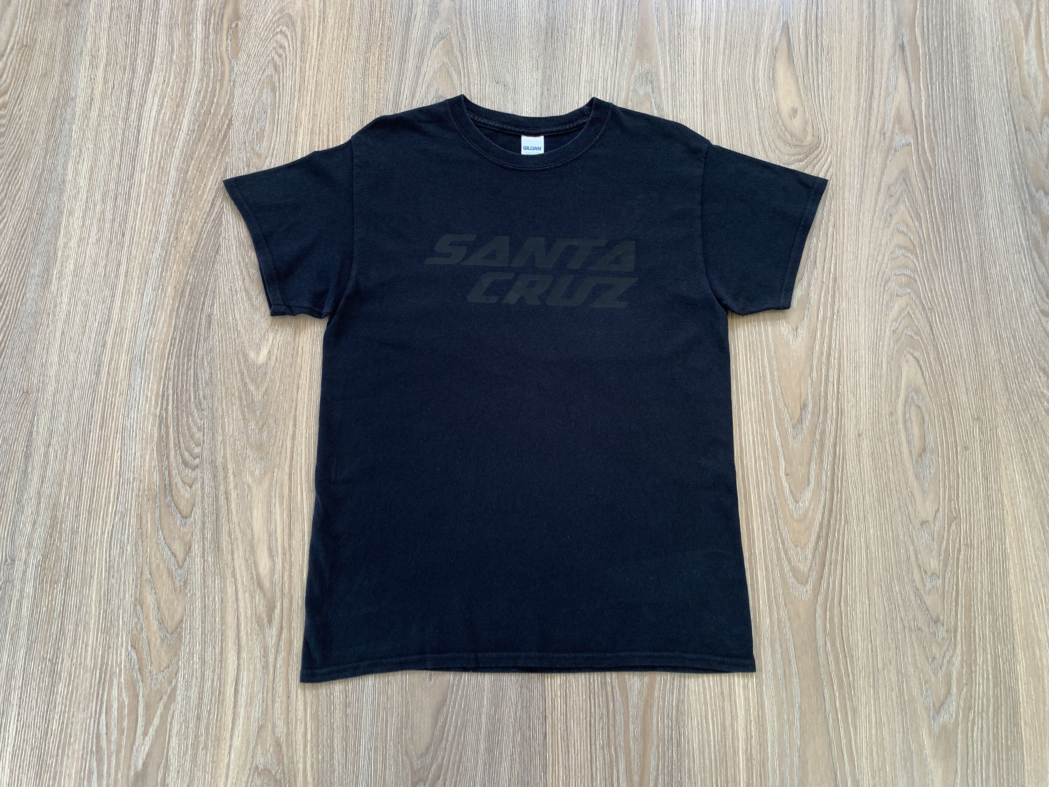 Santa Cruz Skateboards Vintage Gildan Santa Cruz Black Printed T Shirt Size US M / EU 48-50 / 2 - 9 Thumbnail
