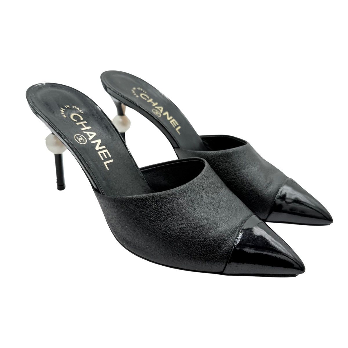 Chanel Chanel Interlocking CC Pearl Pointed Toe Heeled Mules Black Size US 7.5 / IT 37.5 - 1 Thumbnail