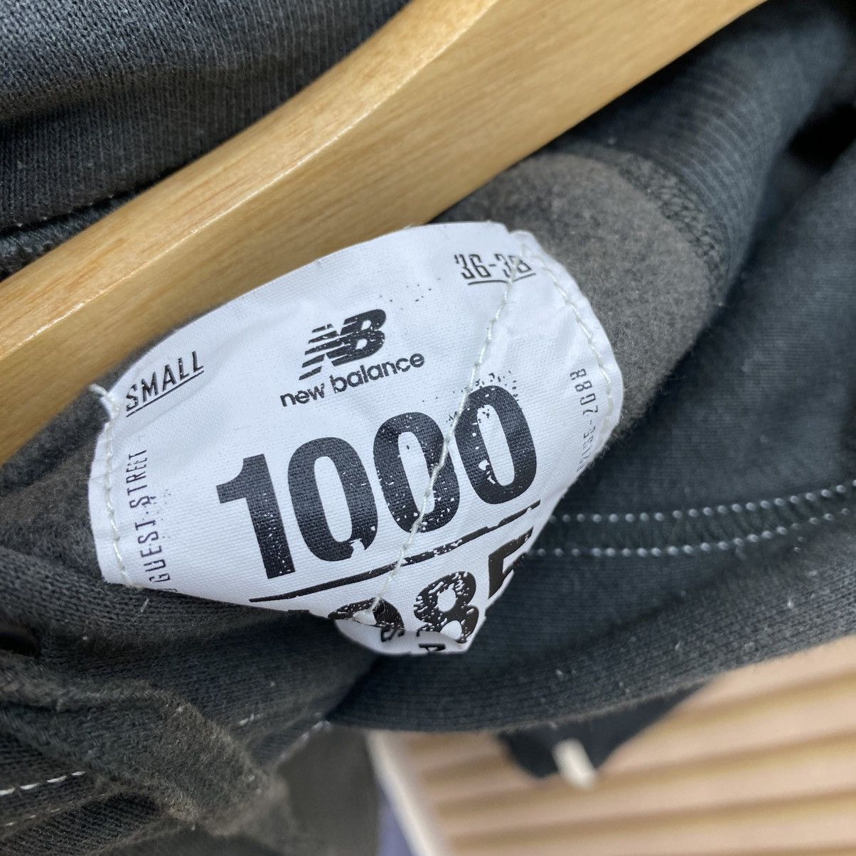 New Balance 🫶 New Balance 1000 series heavy weight sweatshirt hoodie Size US M / EU 48-50 / 2 - 6 Thumbnail