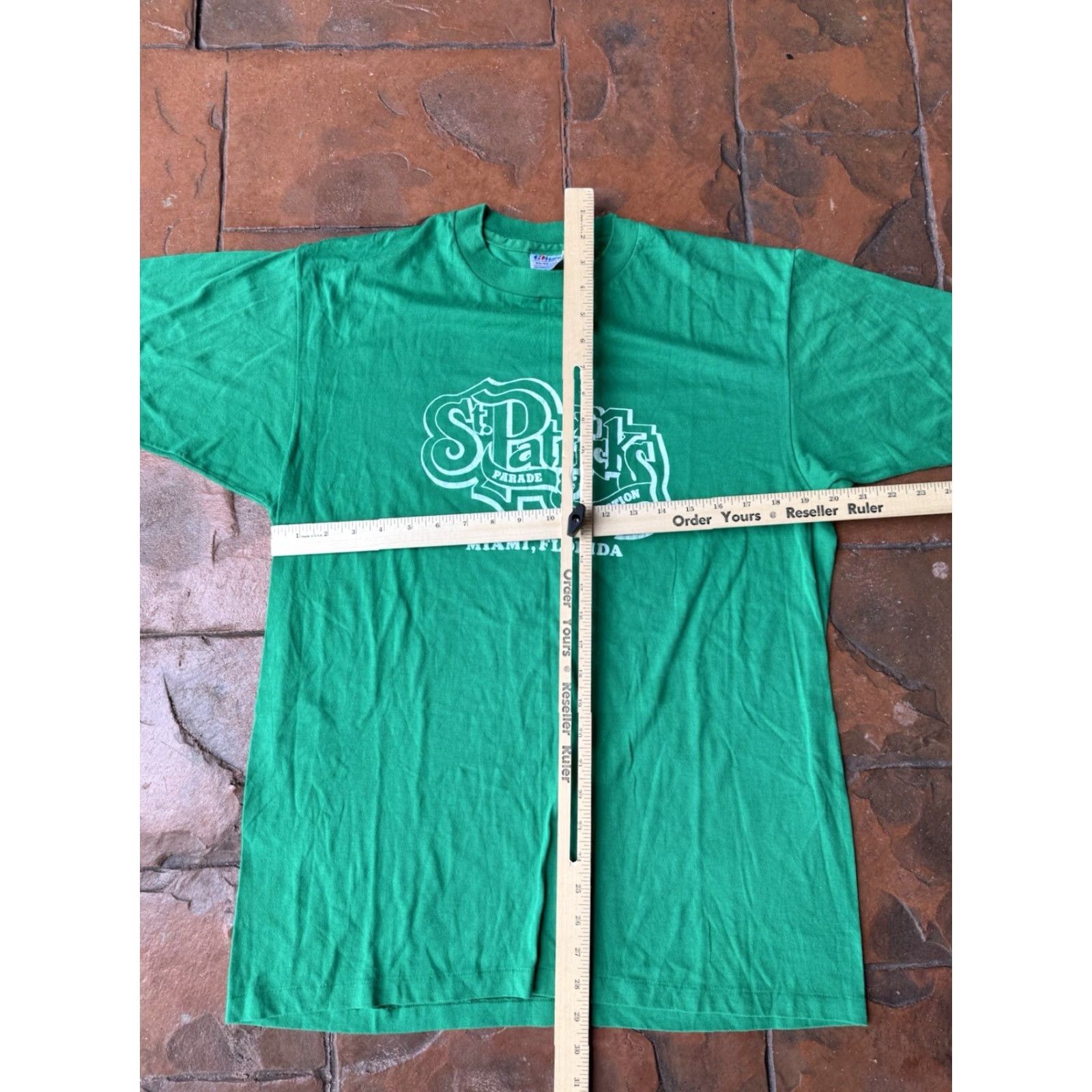 Hanes VINTAGE St. Patrick's Parade Day Miami T-Shirt XL 50/50 Single Stitch Hanes 80s Green Crew Neck Short Sleeve Graphic Print Men Size US XL / EU 56 / 4 - 4 Thumbnail
