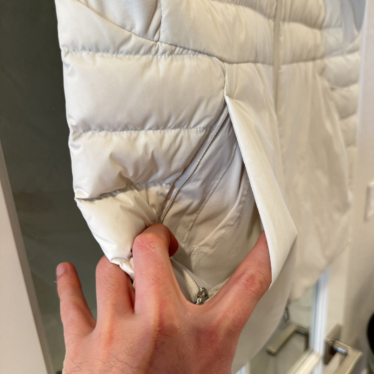 Lululemon Lululemon Men’s Down for It All Vest Vapor/White Size Small Size US S / EU 44-46 / 1 - 5 Thumbnail