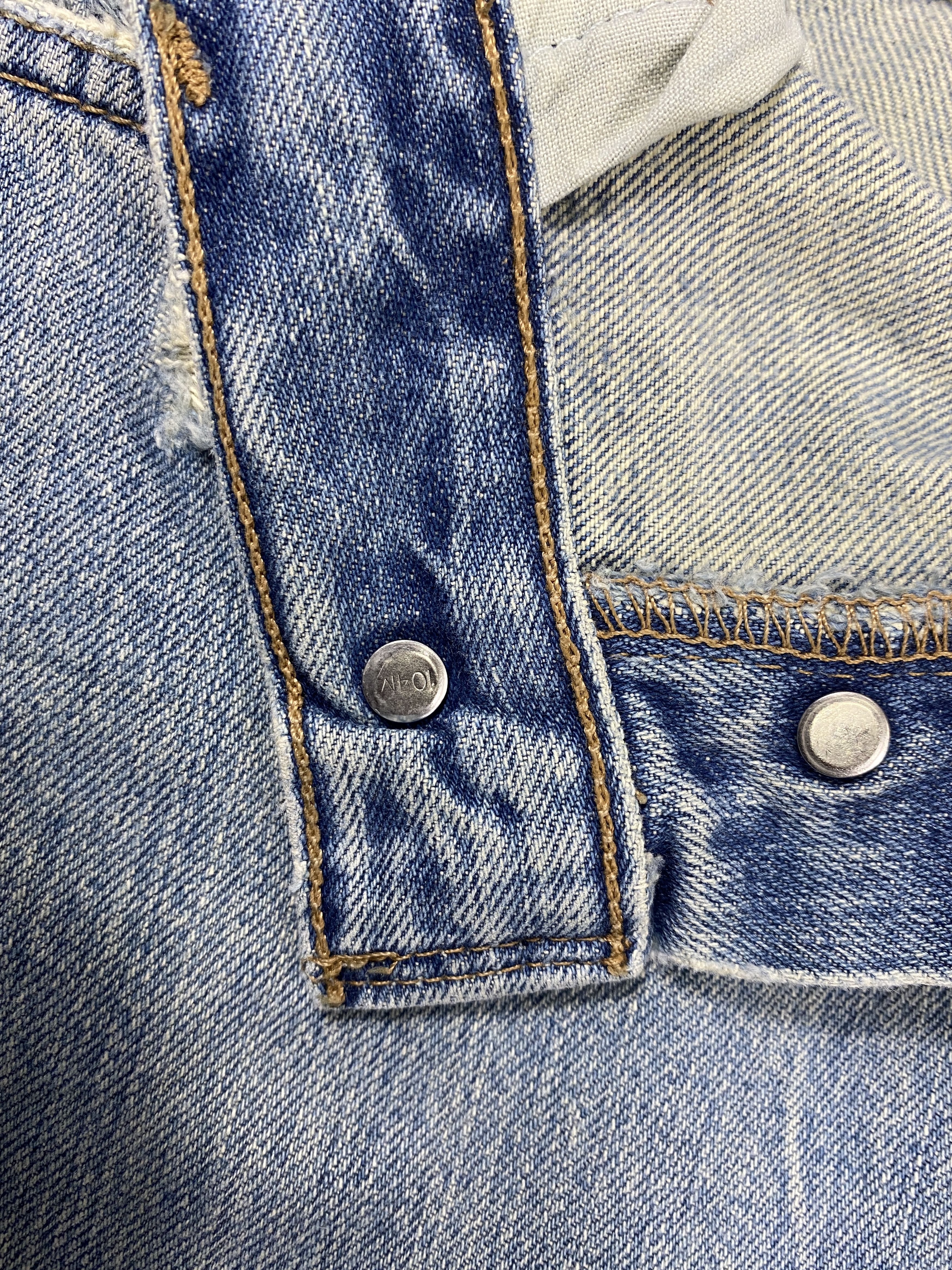 Levi's Distressed Blue Vintage Levi's 501 Jeans 32x34 Denim -JN2213 Size US 32 / EU 48 - 7 Thumbnail