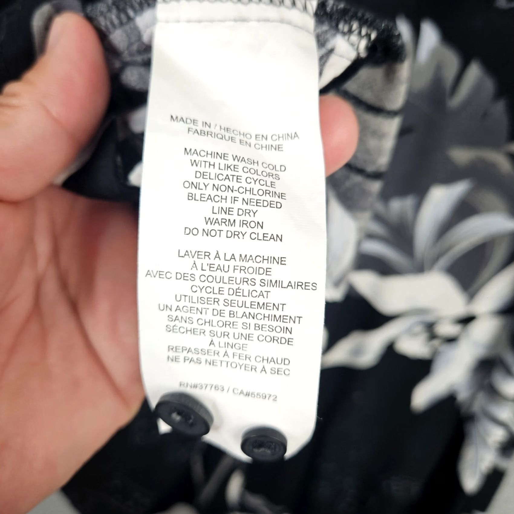 X-LARGE HAVANEYA Hawaiian Ablack Button Up Shirt black Flower Men’s Size XL Size US XL / EU 56 / 4 - 3 Thumbnail
