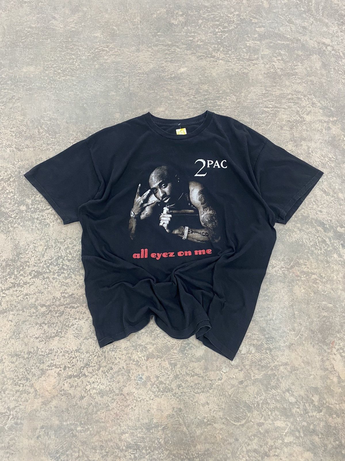 Rap Tees TUPAC SHAKUR 2PAC RAPTEES VINTAGE RIP Size US XL / EU 56 / 4 - 1 Thumbnail