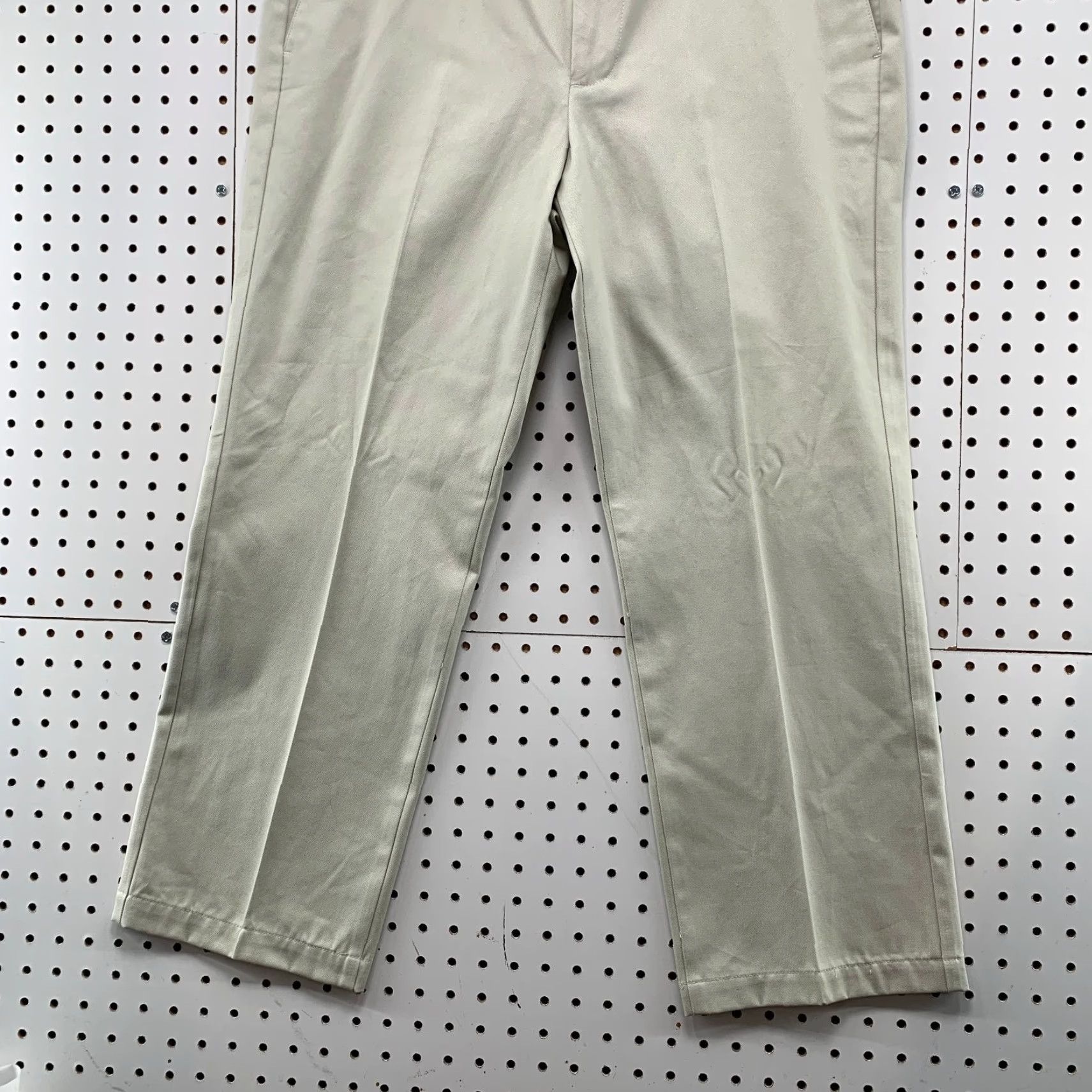 Dockers DOCKERS Chino Pants Mens Beige Signature Khaki Slim Fit 36x29 NWT Vintage No Size US 36 / EU 52 - 3 Thumbnail