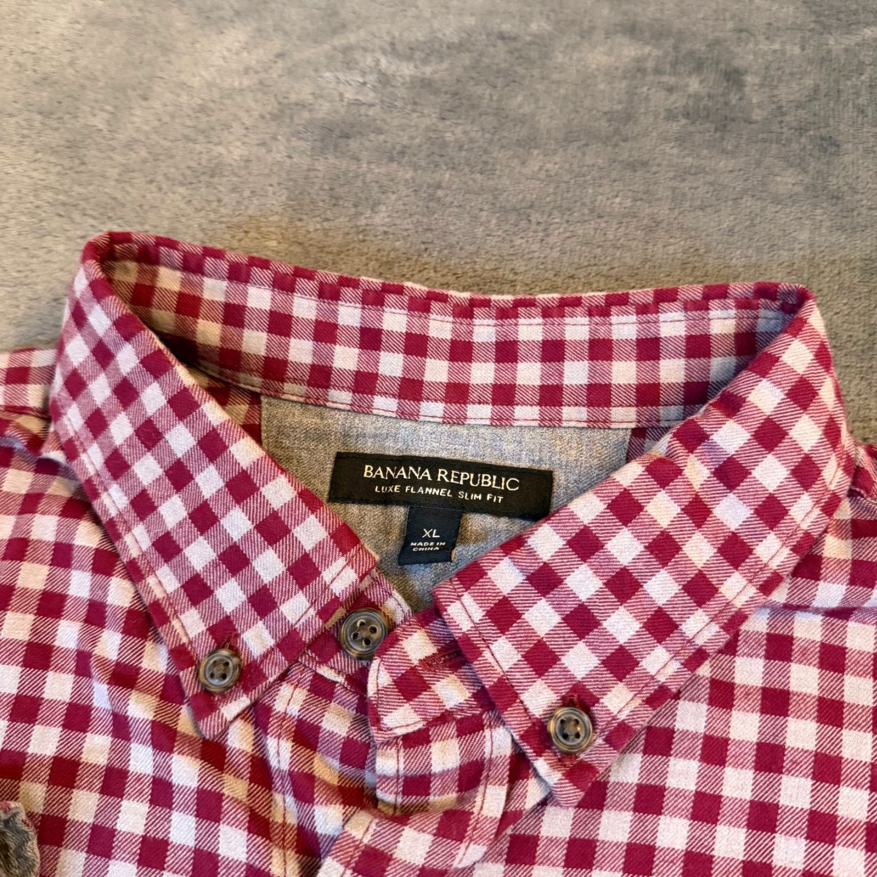Banana Republic Banana Republic Luxe Flannel Button-Up Mens XL Red Gingham Slim Fit Shirt Size US XL / EU 56 / 4 - 4 Thumbnail