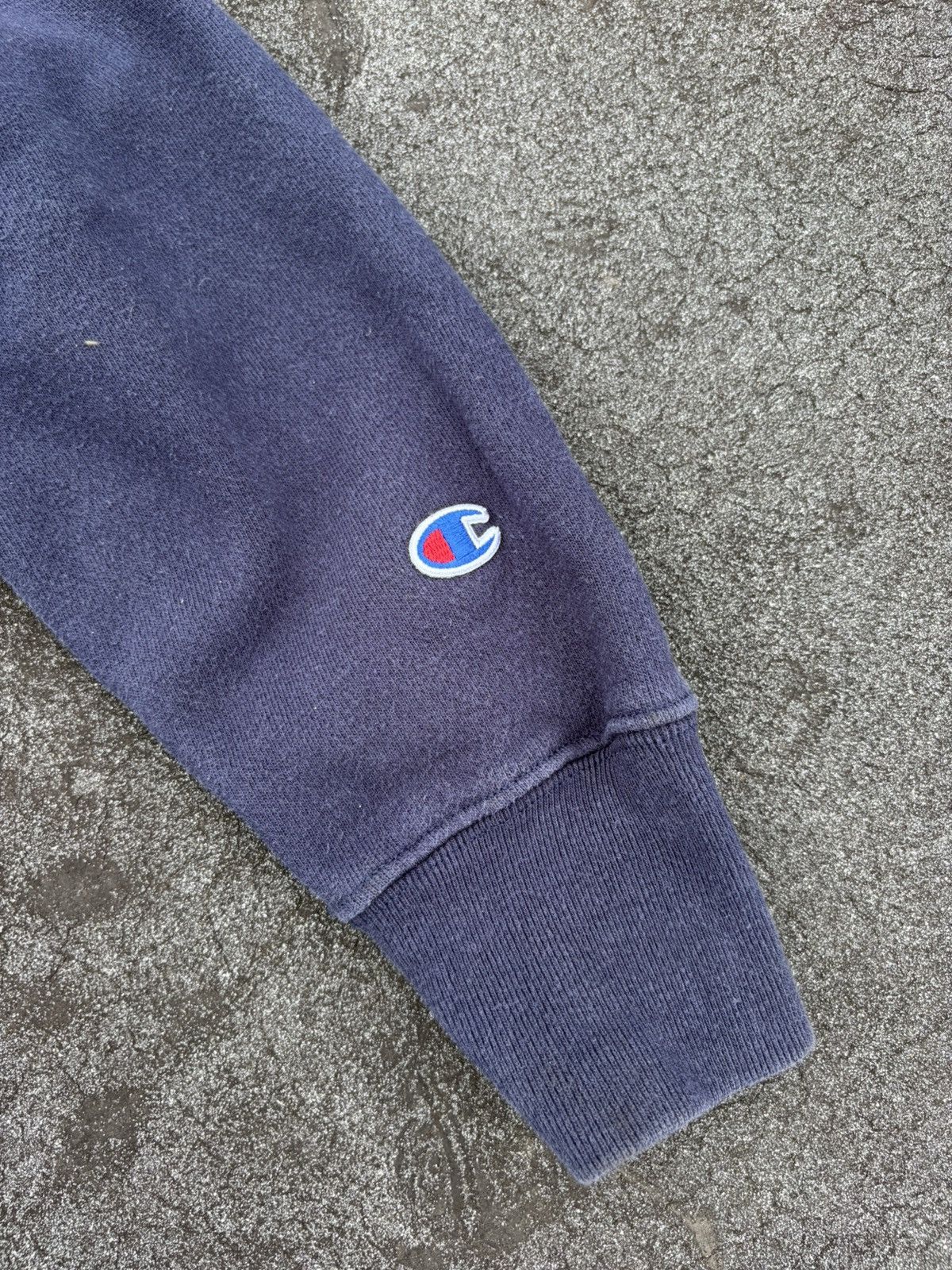 Champion × MoMA MoMa Champion reverse weave cropped navy hoodie medium Size M / US 6-8 / IT 42-44 - 4 Thumbnail
