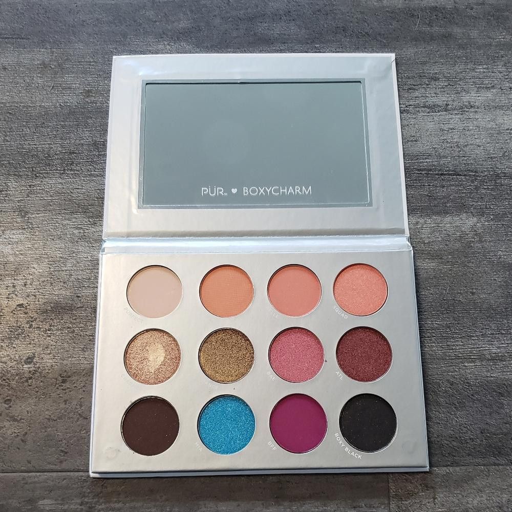 Ralph Lauren Purple Label PUR | BOXYCHARM | Makeup Eyeshadow Palette Size ONE SIZE - 2 Thumbnail