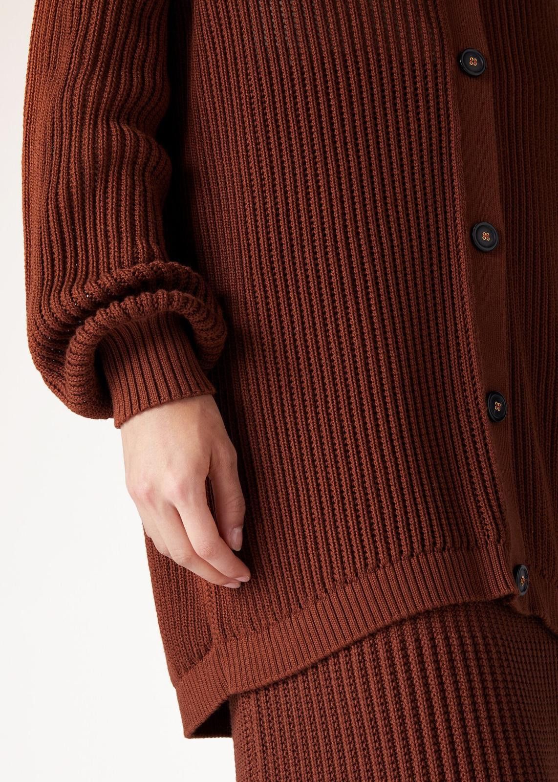 Loro Piana o1srvl11e0125 FAN6261 Ikeda Cardigan in Burgundy Size M / US 6-8 / IT 42-44 - 2 Thumbnail