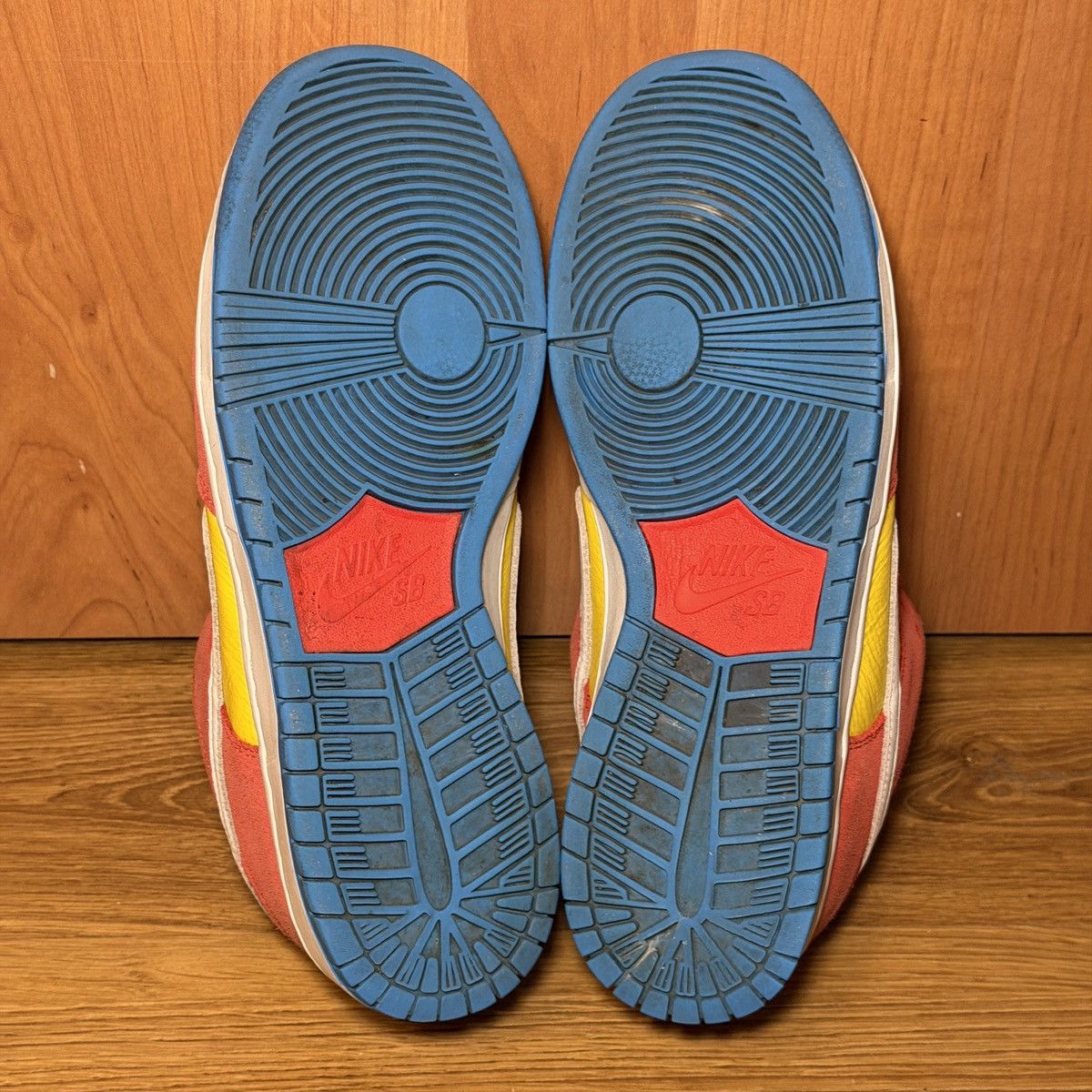 Nike SB Nike SB Dunk Low Bart Simpson Size 9.5 Size US 9.5 / EU 42-43 - 8 Thumbnail