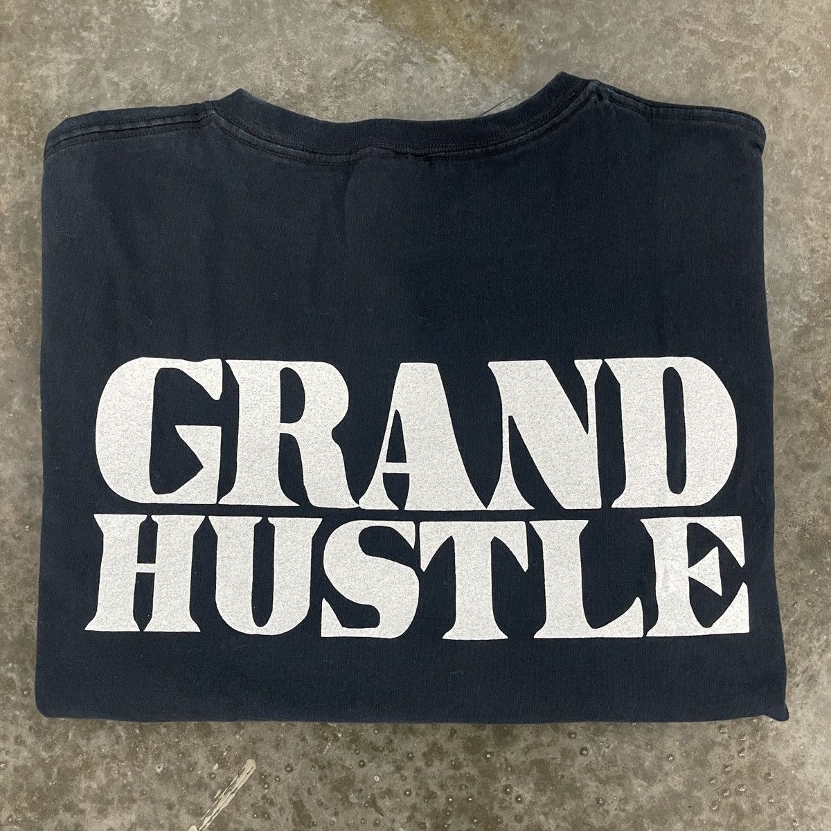 Vintage T.I Grand Hustle Live Your Life Rap Tee Size US XL / EU 56 / 4 - 2 Thumbnail