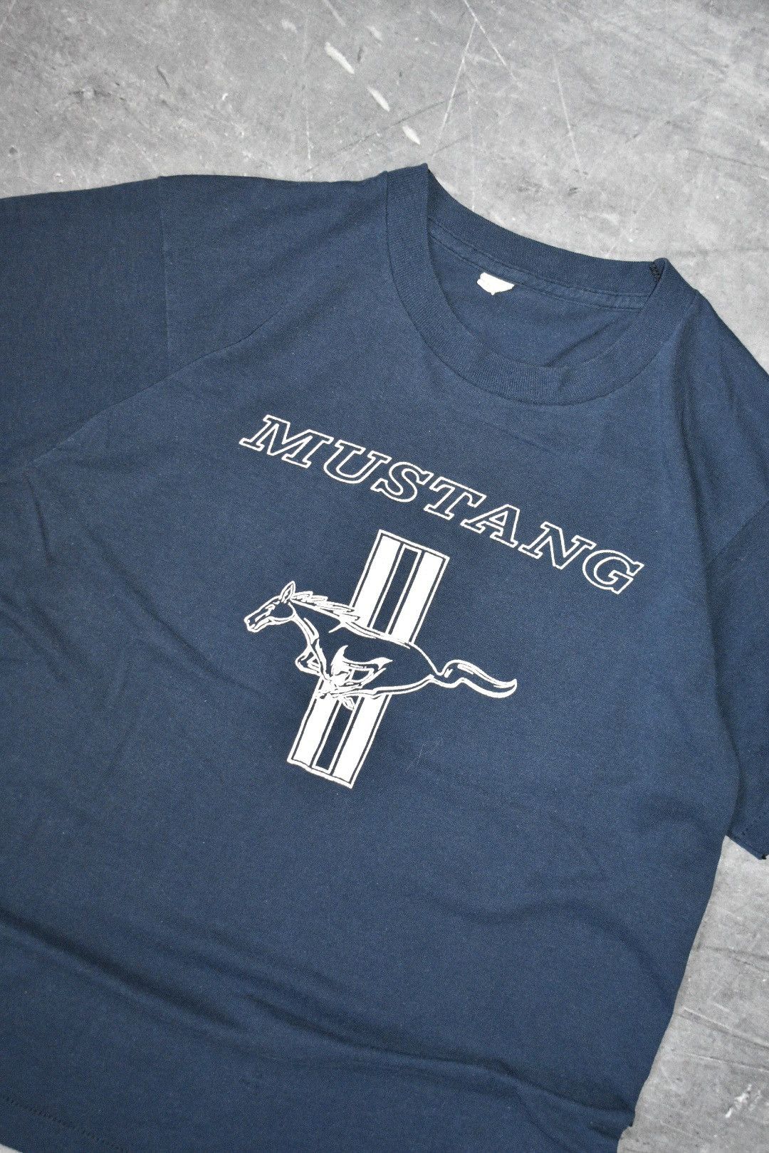 Vintage Vintage 90s Ford Mustang Promo T-Shirt (S) Size US S / EU 44-46 / 1 - 2 Thumbnail