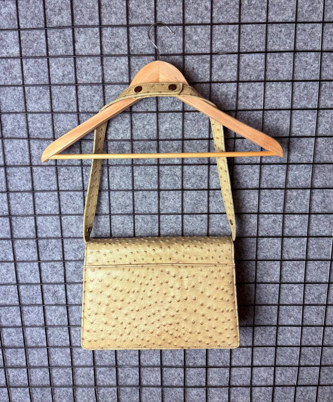 Leather Classic Beige 1990 OSTRICH Skin Handbag Coin Purse Size ONE SIZE - 6 Thumbnail