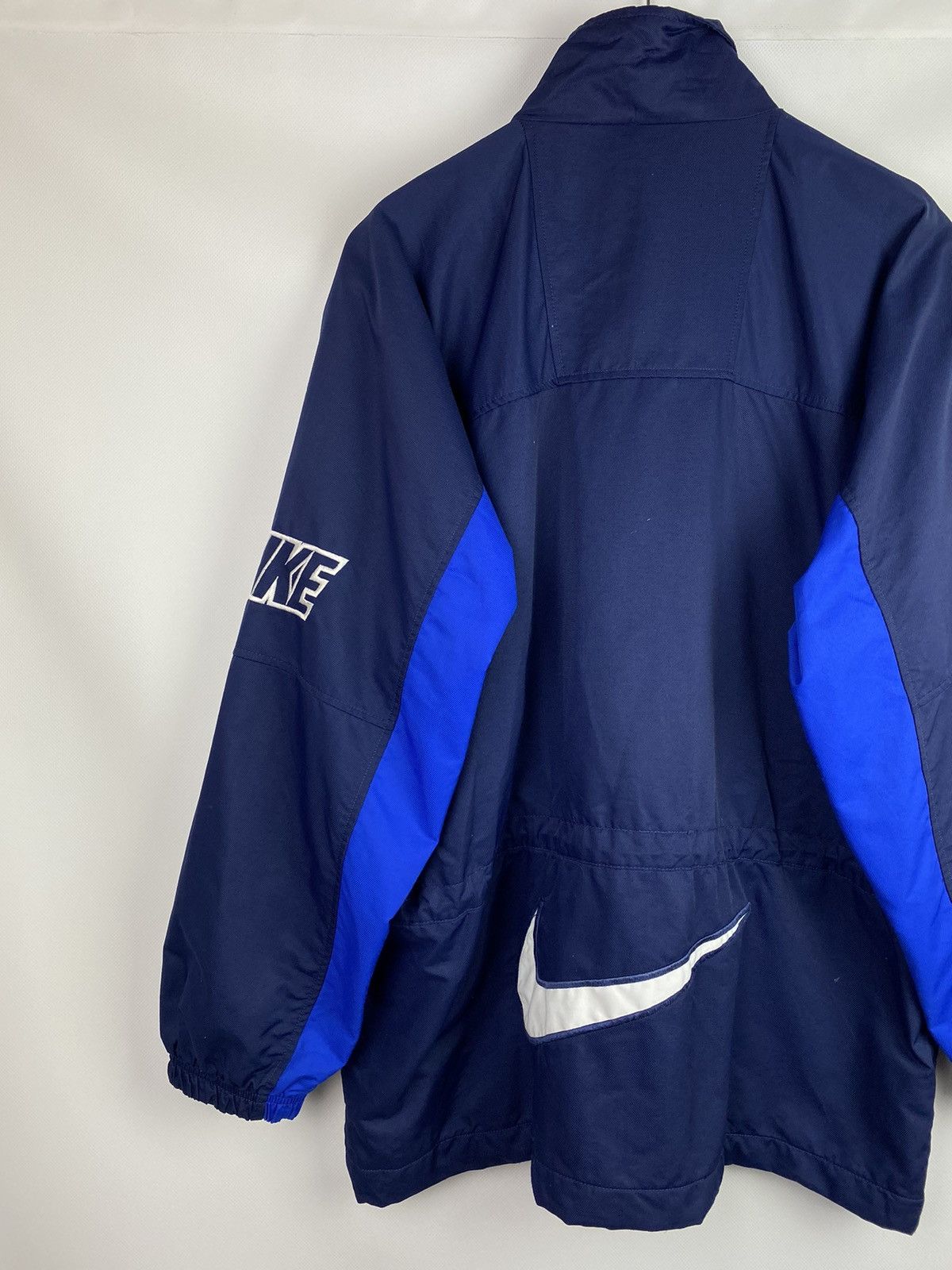 Nike Nike vintage Y2K big swoosh windbreaker jacket size M Size US M / EU 48-50 / 2 - 15 Thumbnail