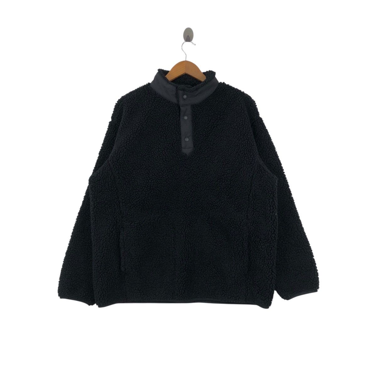 White Mountaineering Outdoor Designer WHITE MOUNTAINEERING X UT Japan Deep Pile Size US XL / EU 56 / 4 - 1 Thumbnail