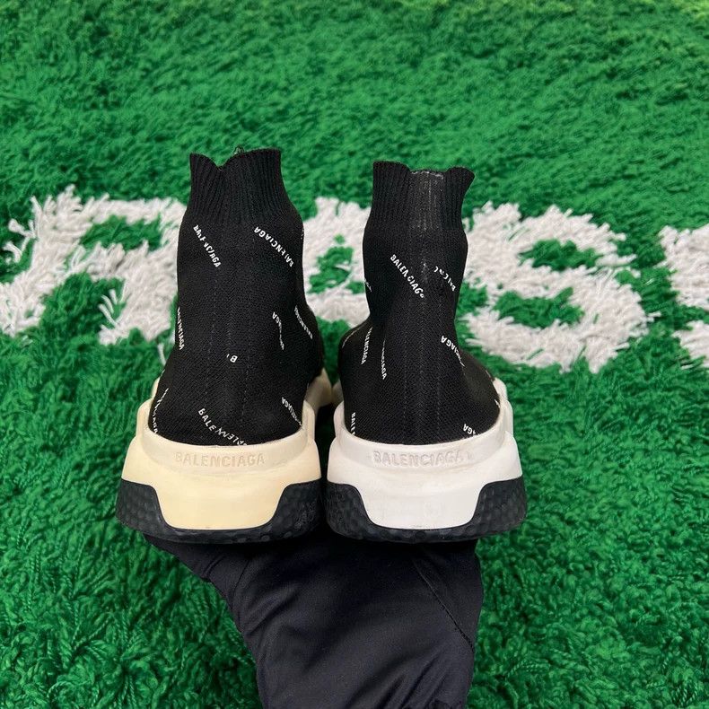 Balenciaga Balenciaga Bullet Screen Full Printing Socks and Shoes 2502 Size US 7 / EU 40 - 3 Thumbnail