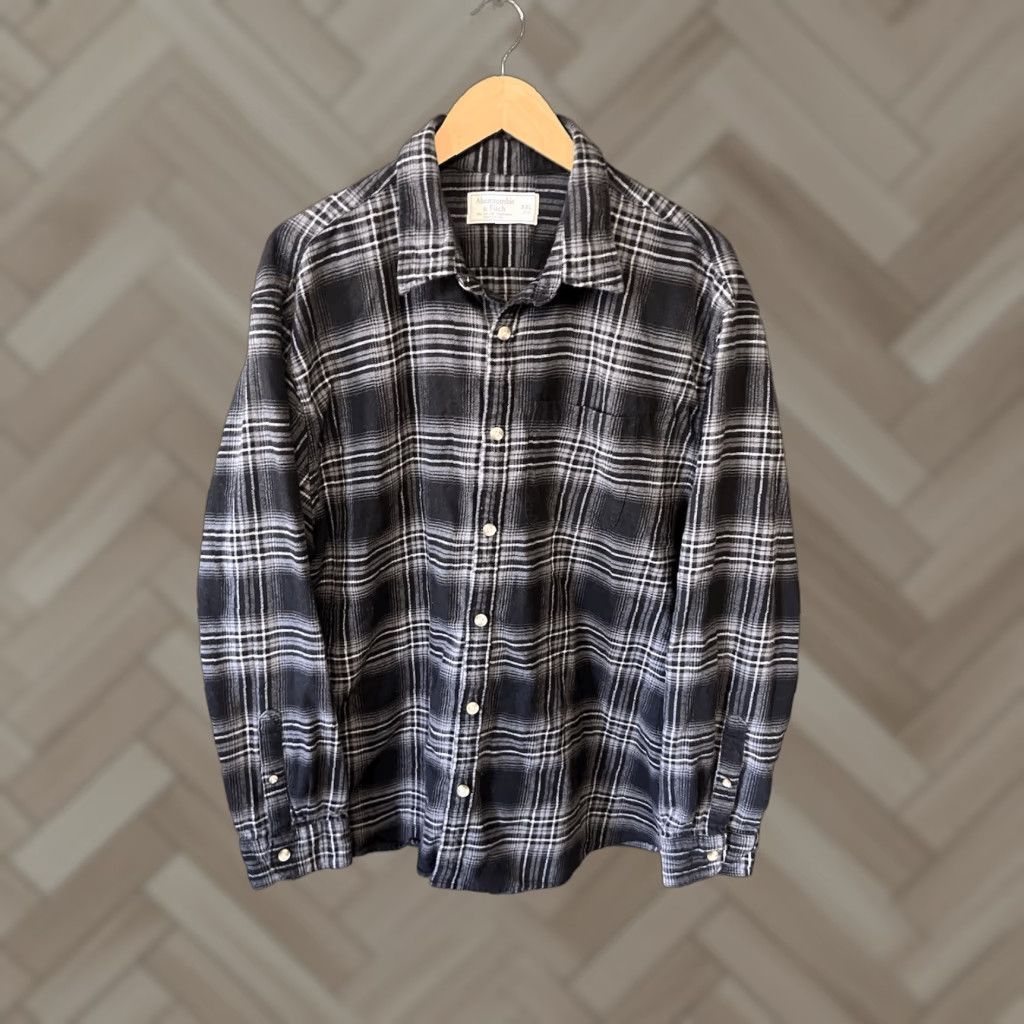 Abercrombie & Fitch Abercrombie & Fitch Shirt Mens 2XL Black Plaid Long Sleeve Button-Up Flannel Size XXL / US 16-18 / IT 52-54 - 1 Thumbnail