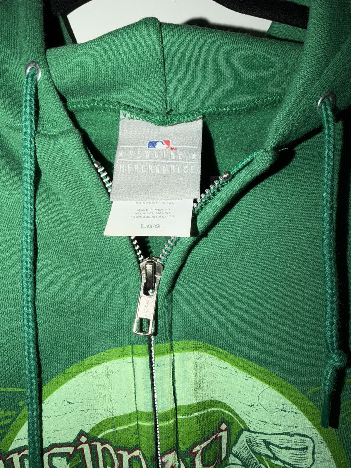 MLB Green St Patricks Day Cincinnati Reds Full Zip Hoodie Size L Size US L / EU 52-54 / 3 - 3 Thumbnail