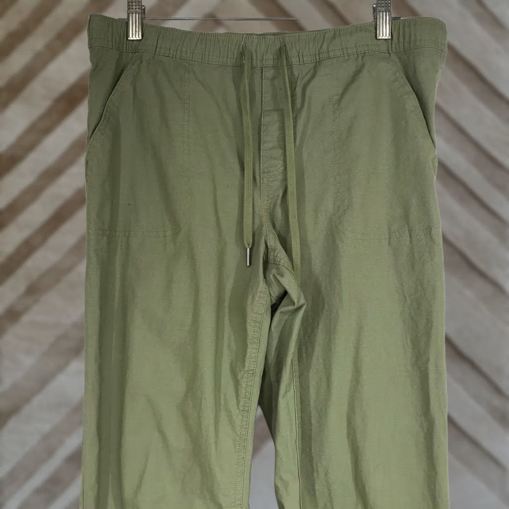 Eddie Bauer Eddie Bauer Women Olive Green Cargo Jogger Pants Drawstring Zip Ankles Size 8 Size 30" / US 8 / IT 44 - 1 Thumbnail